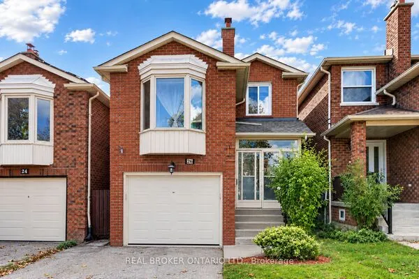 26 White Boulevard