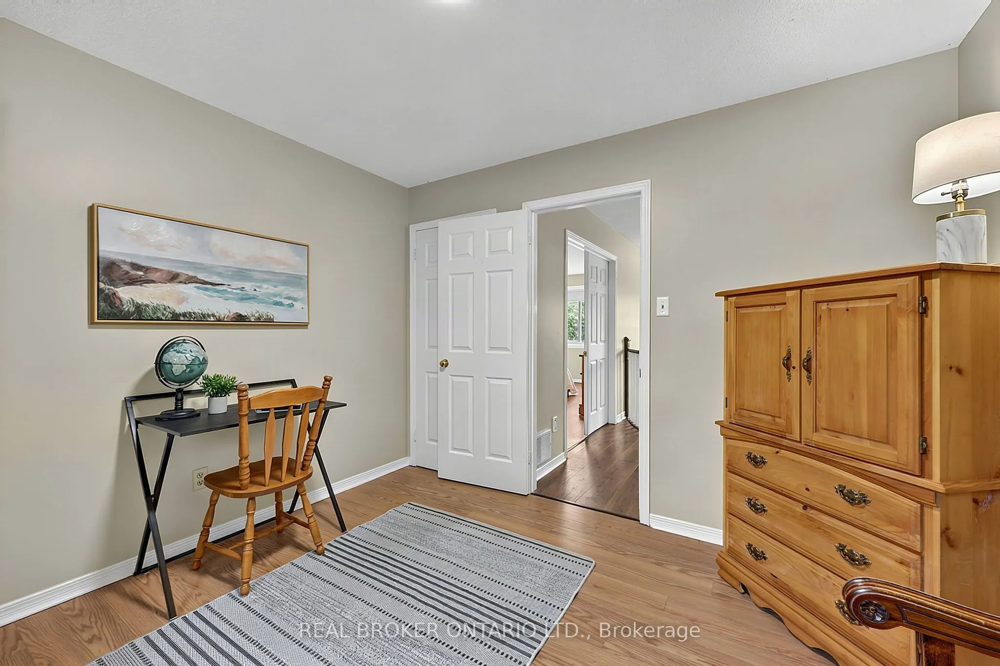 2 Amberglen Court