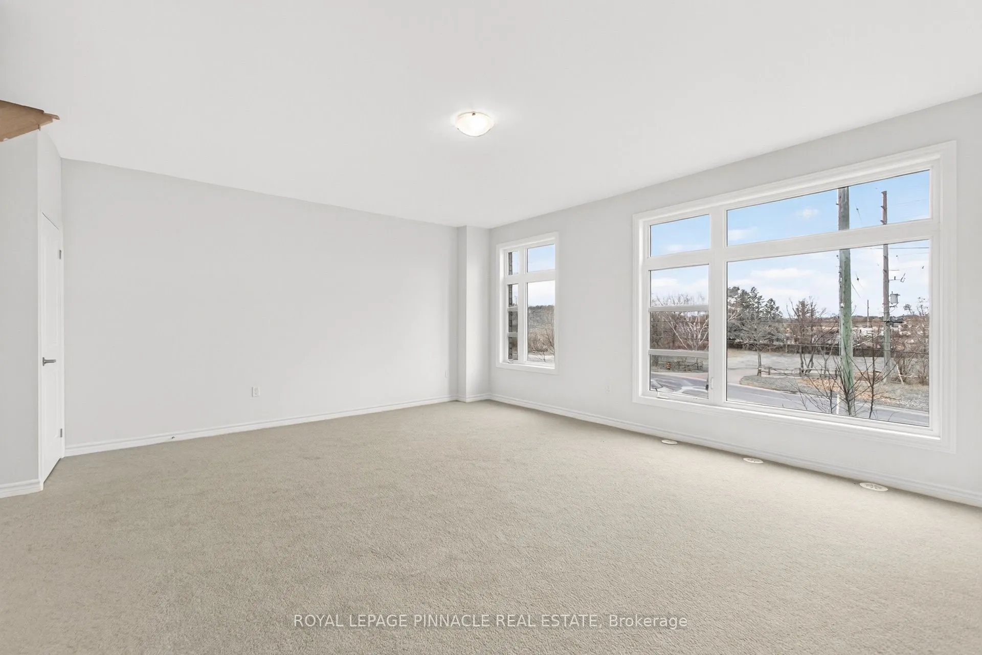69 Inverary Crescent