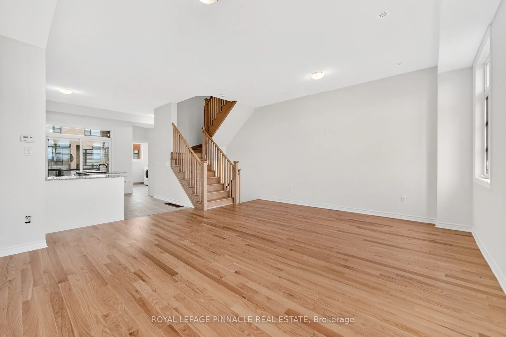 69 Inverary Crescent