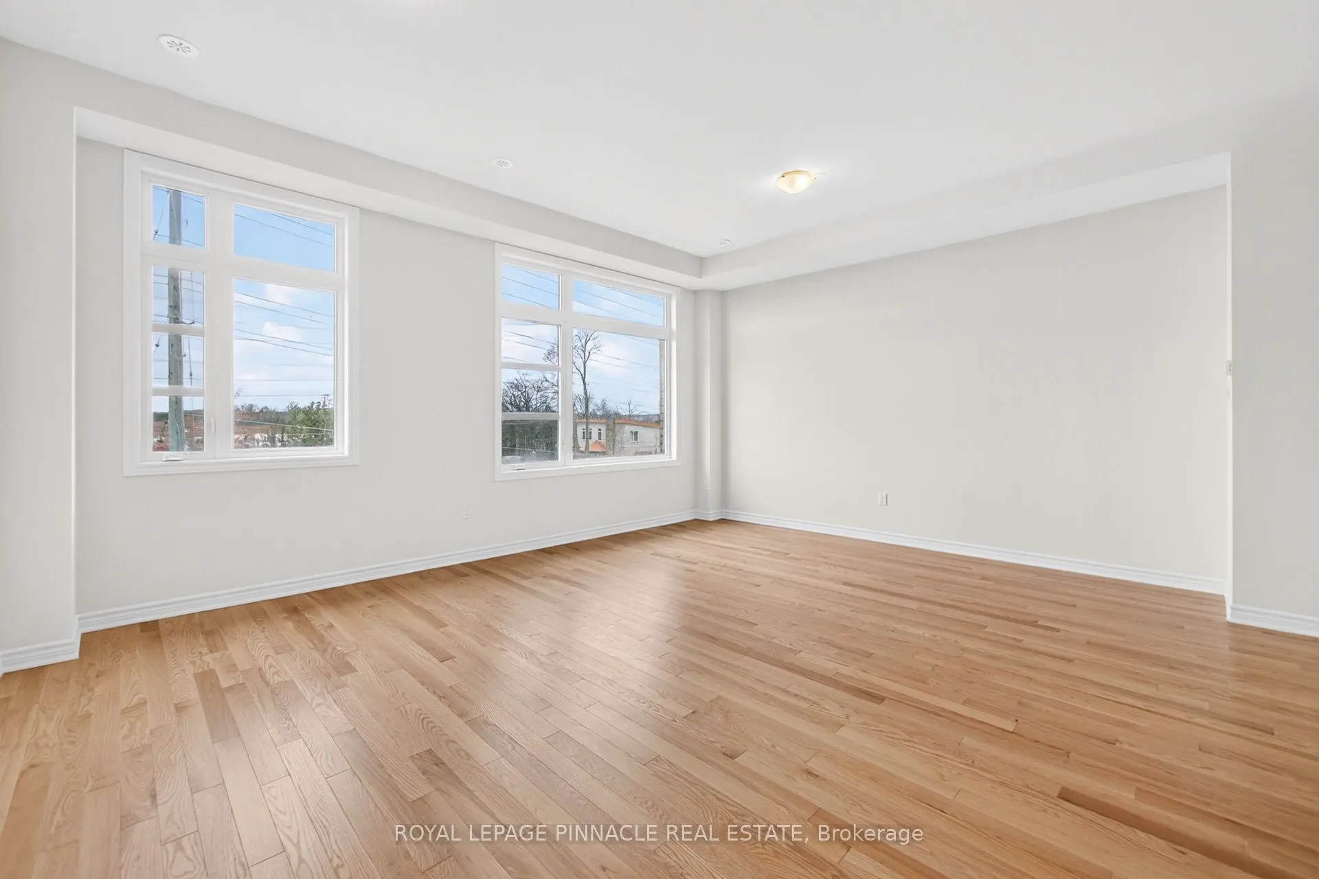 69 Inverary Crescent