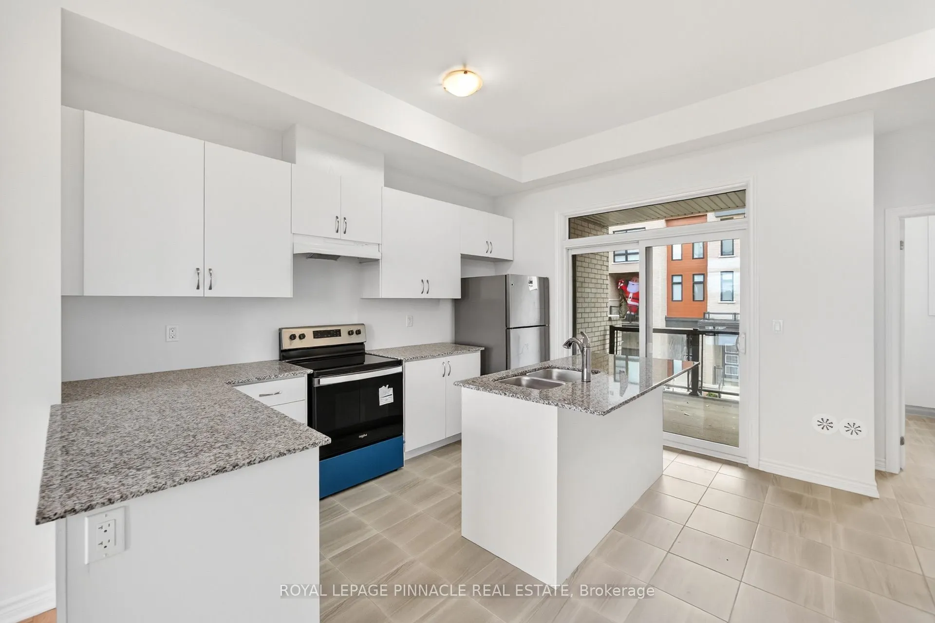 69 Inverary Crescent