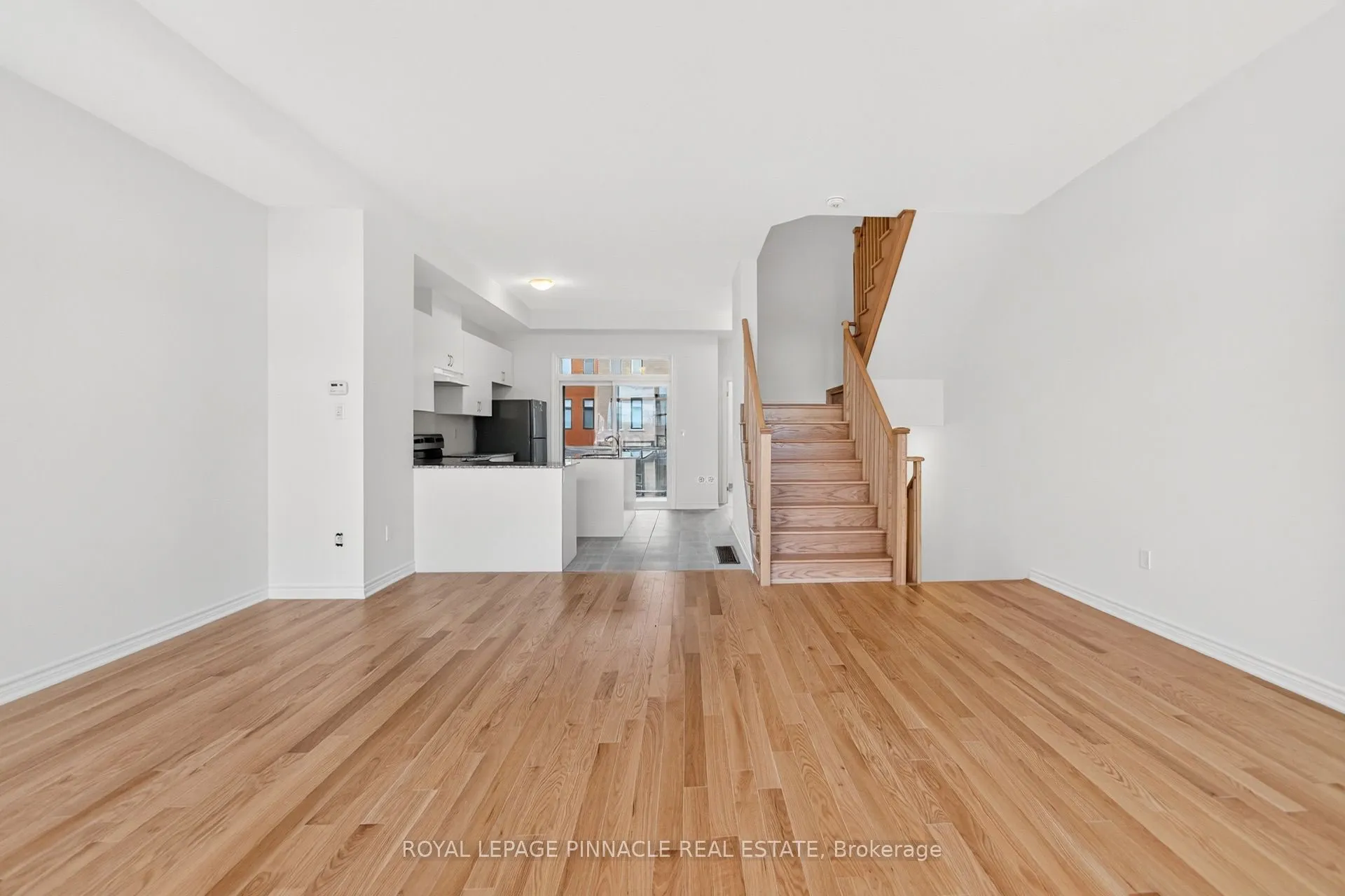 69 Inverary Crescent