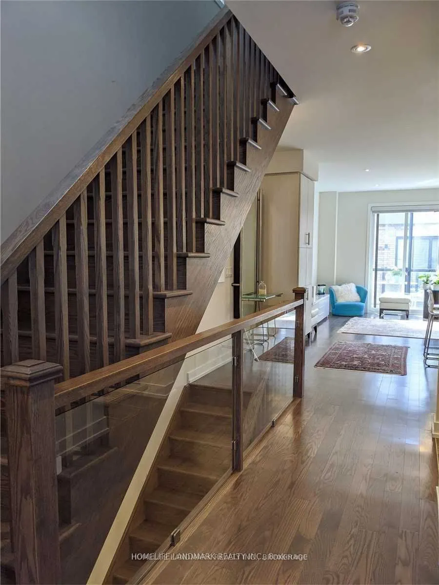 10 Glenngarry Crescent
