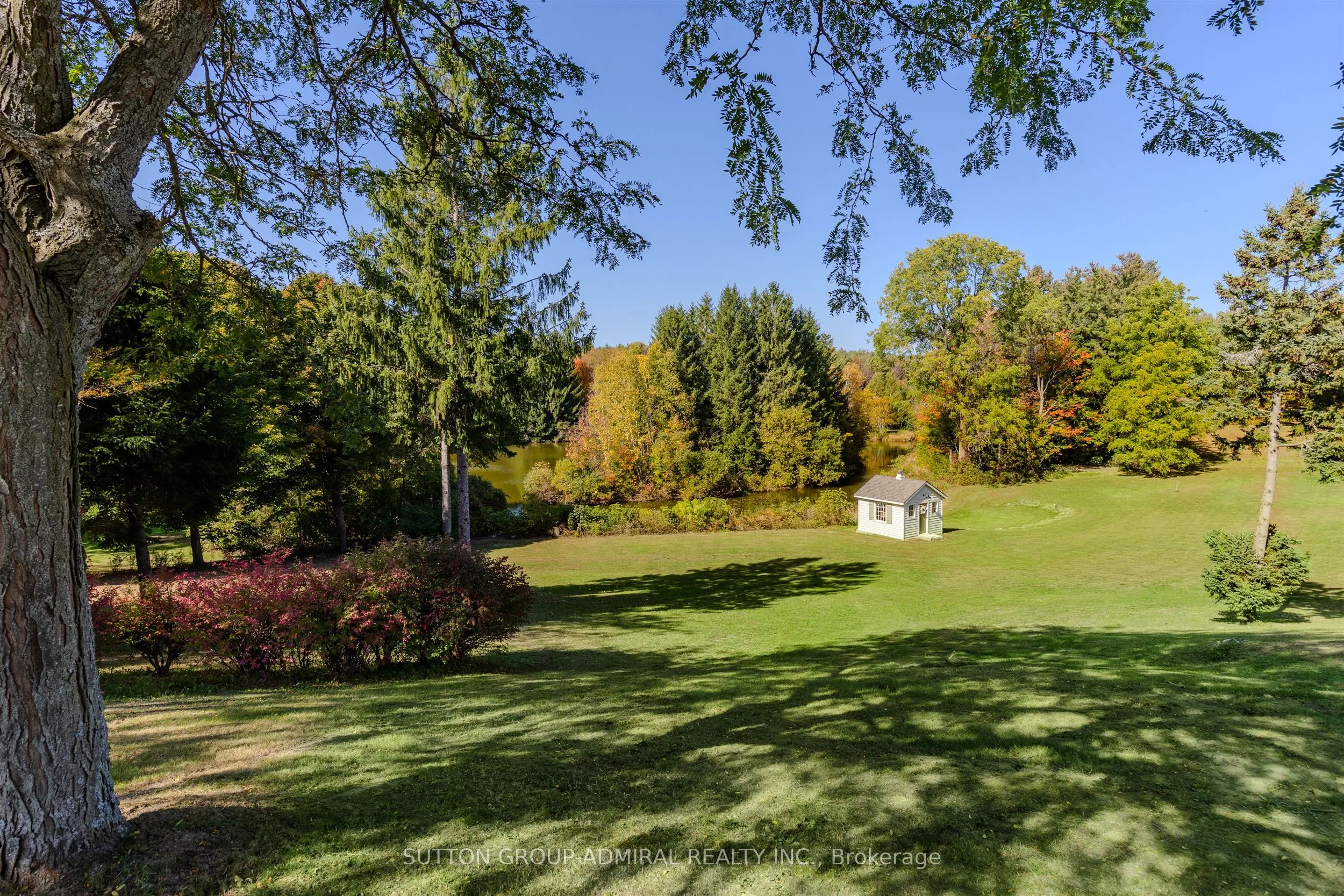 8400 19th Sideroad