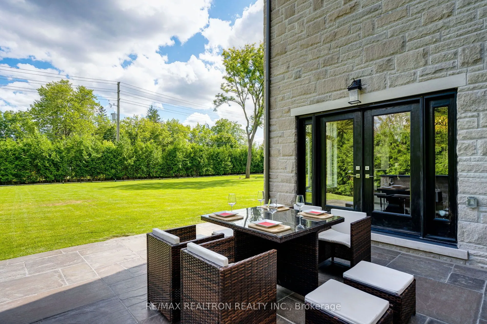 3 Oakbank Road