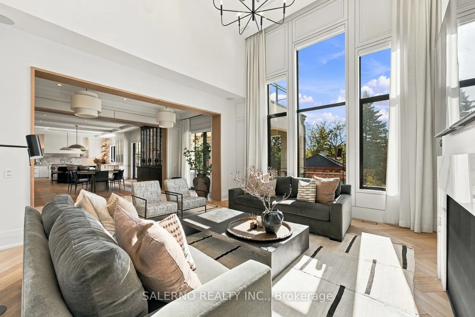 6 Curtis Crescent