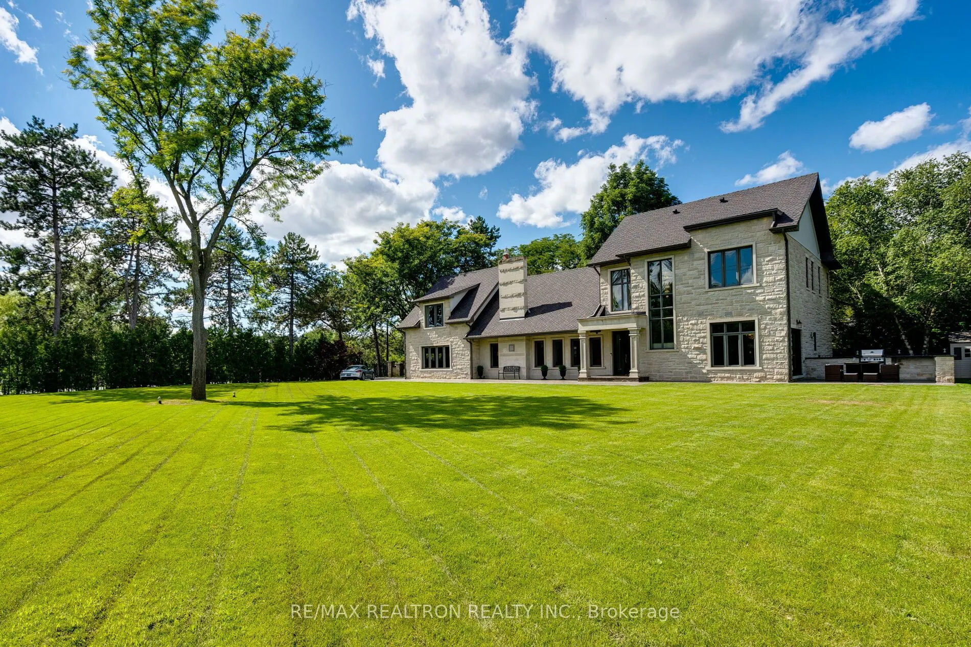 3 Oakbank Road