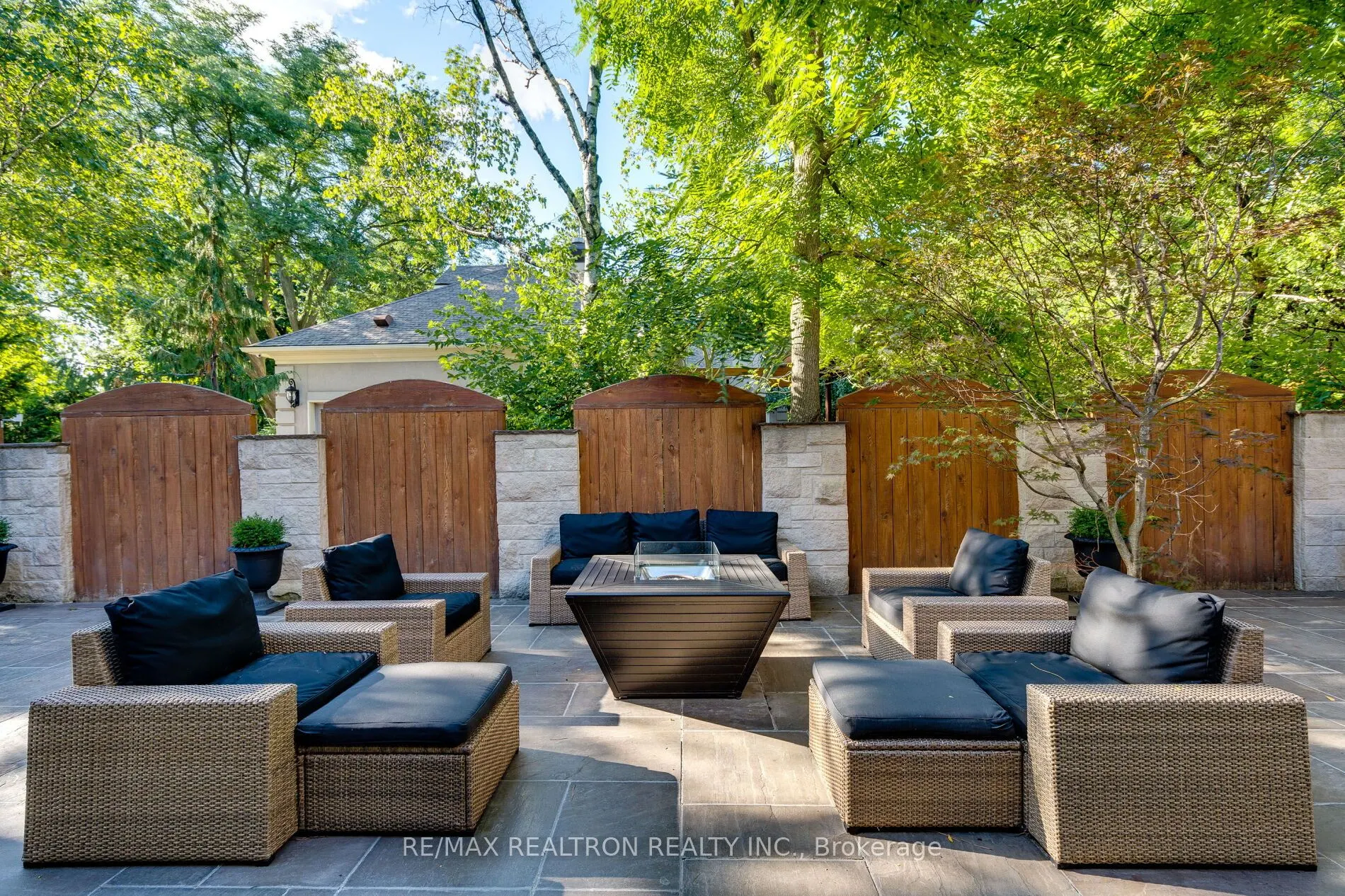 3 Oakbank Road