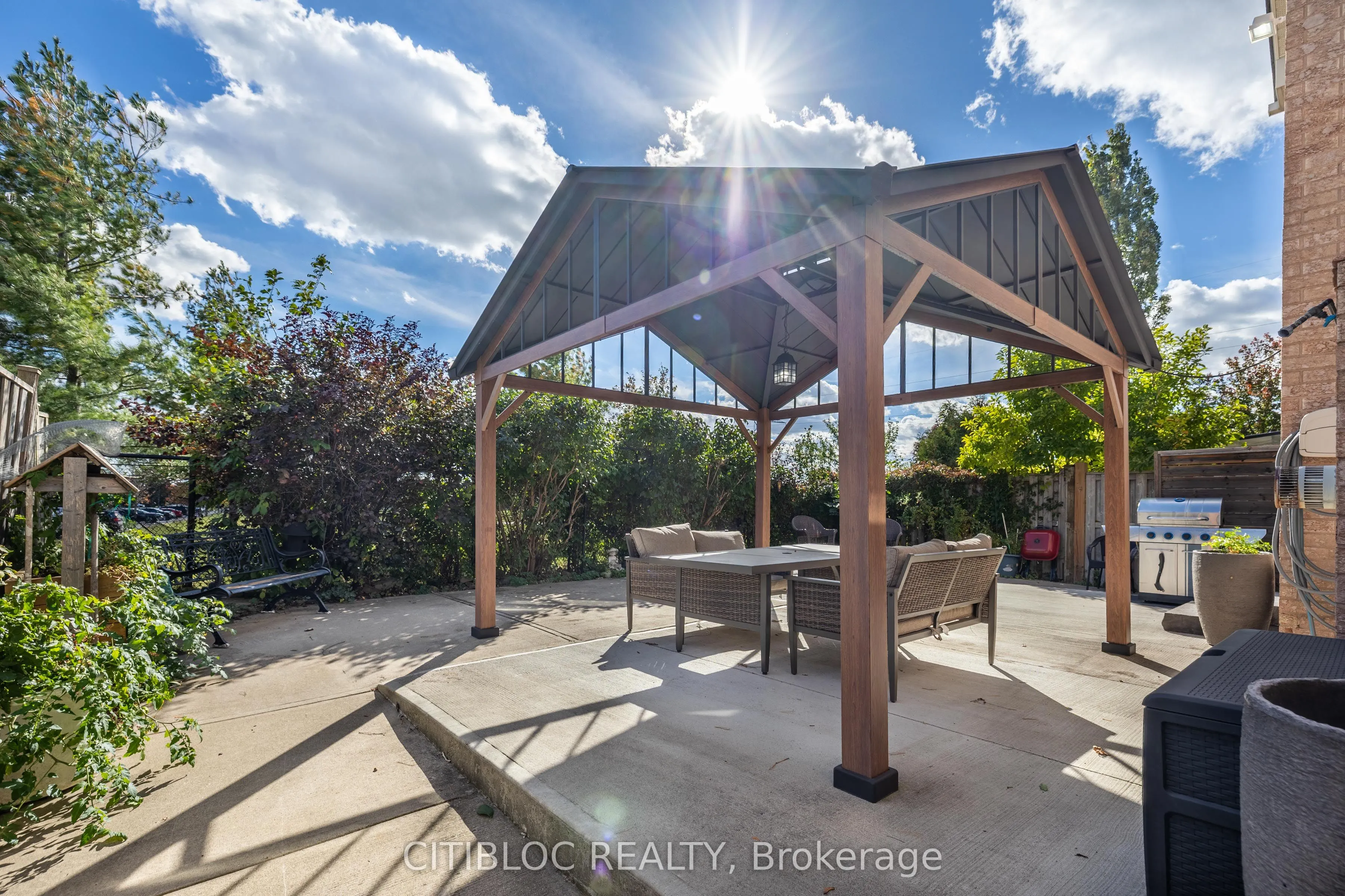 121 Silverado Trail