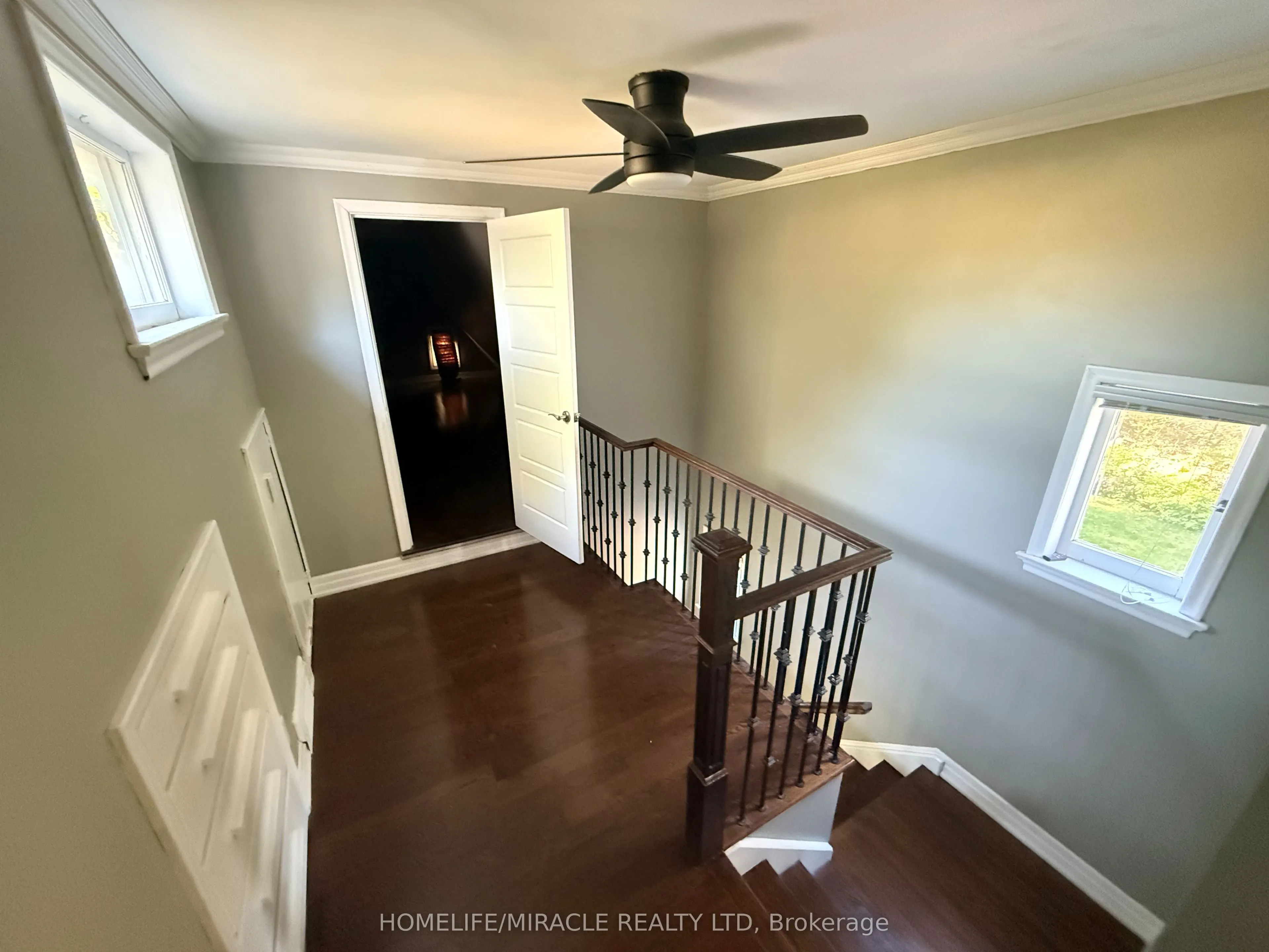 10 Yorkton Boulevard
