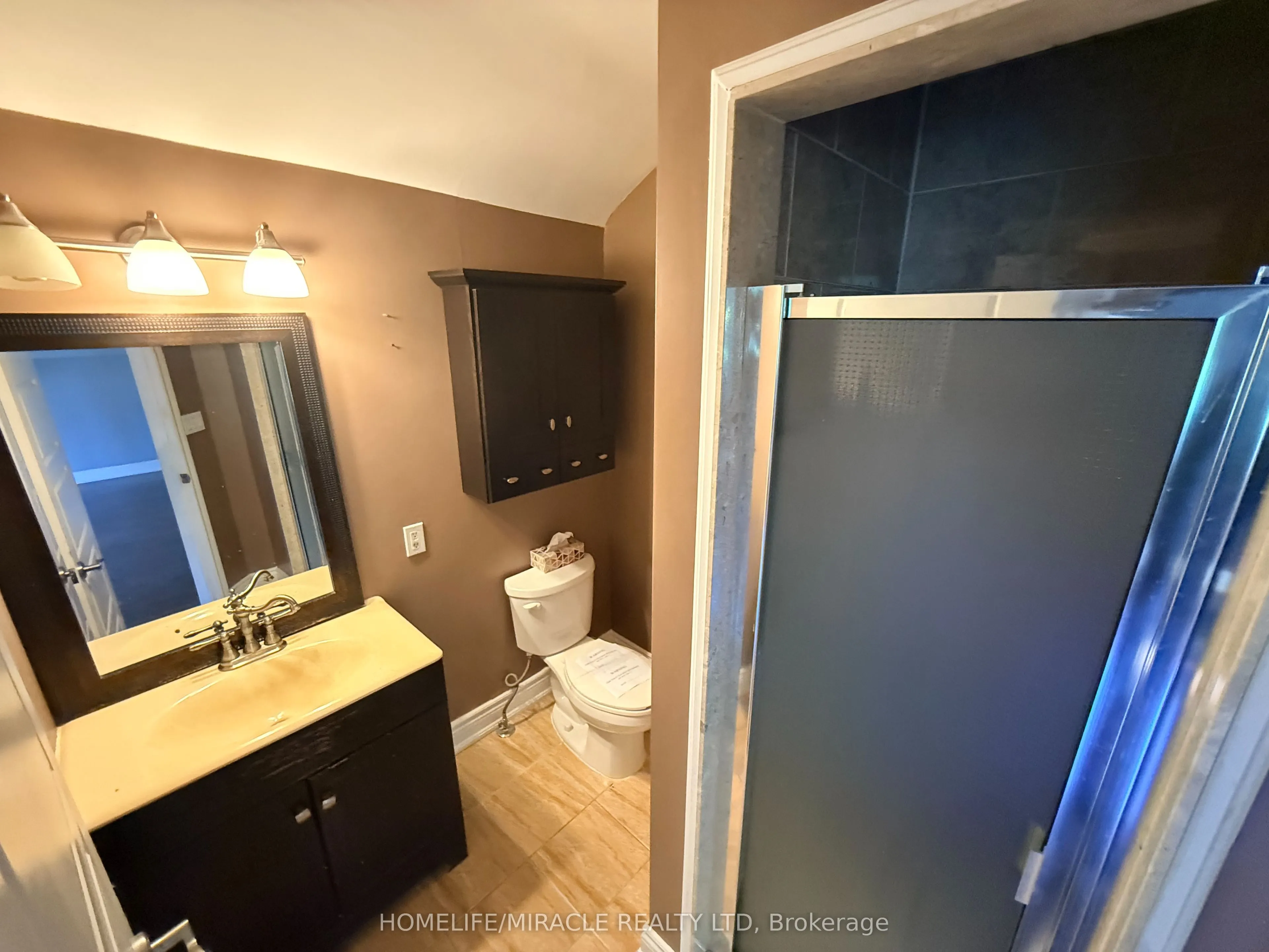 10 Yorkton Boulevard
