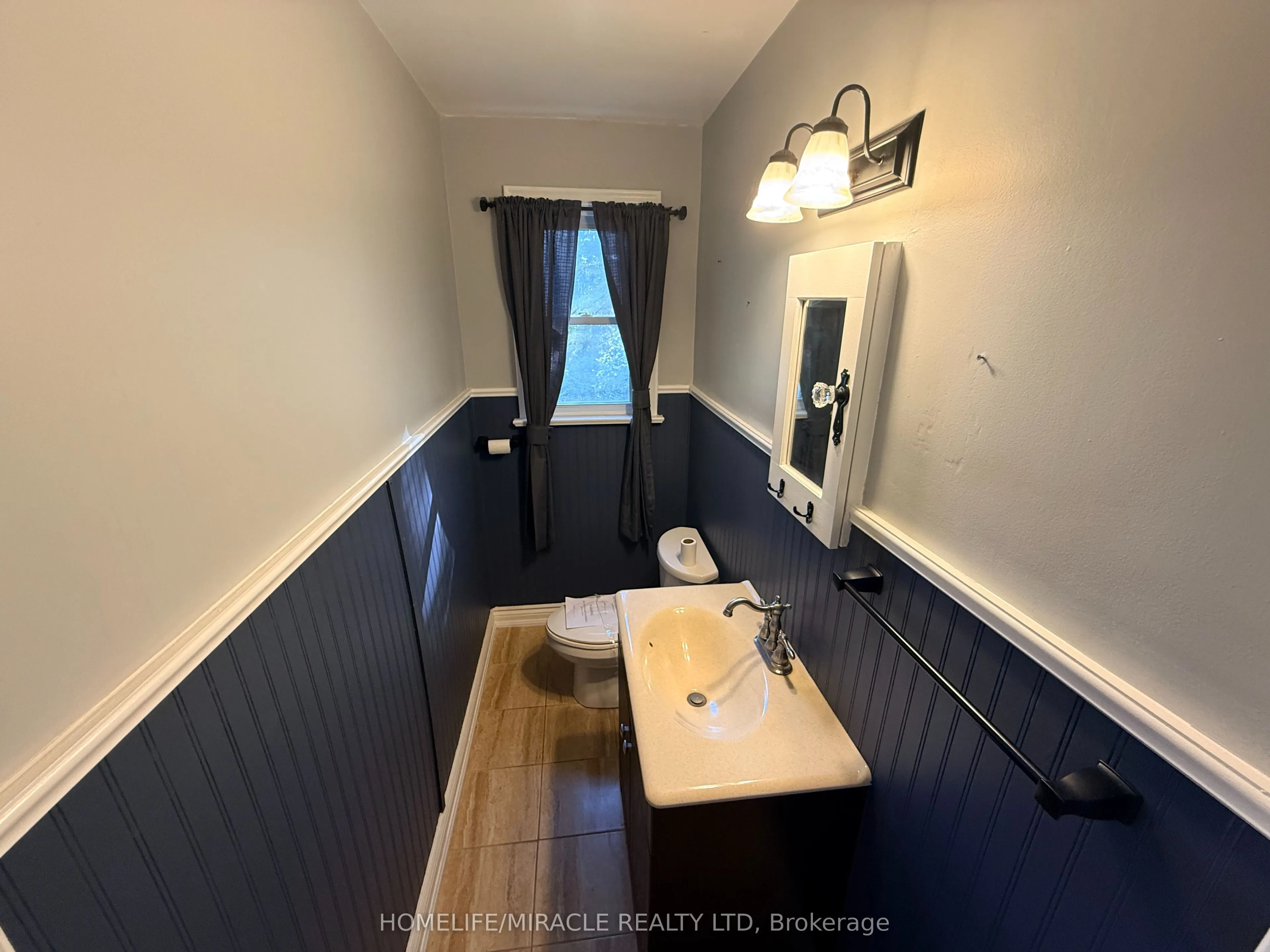 10 Yorkton Boulevard
