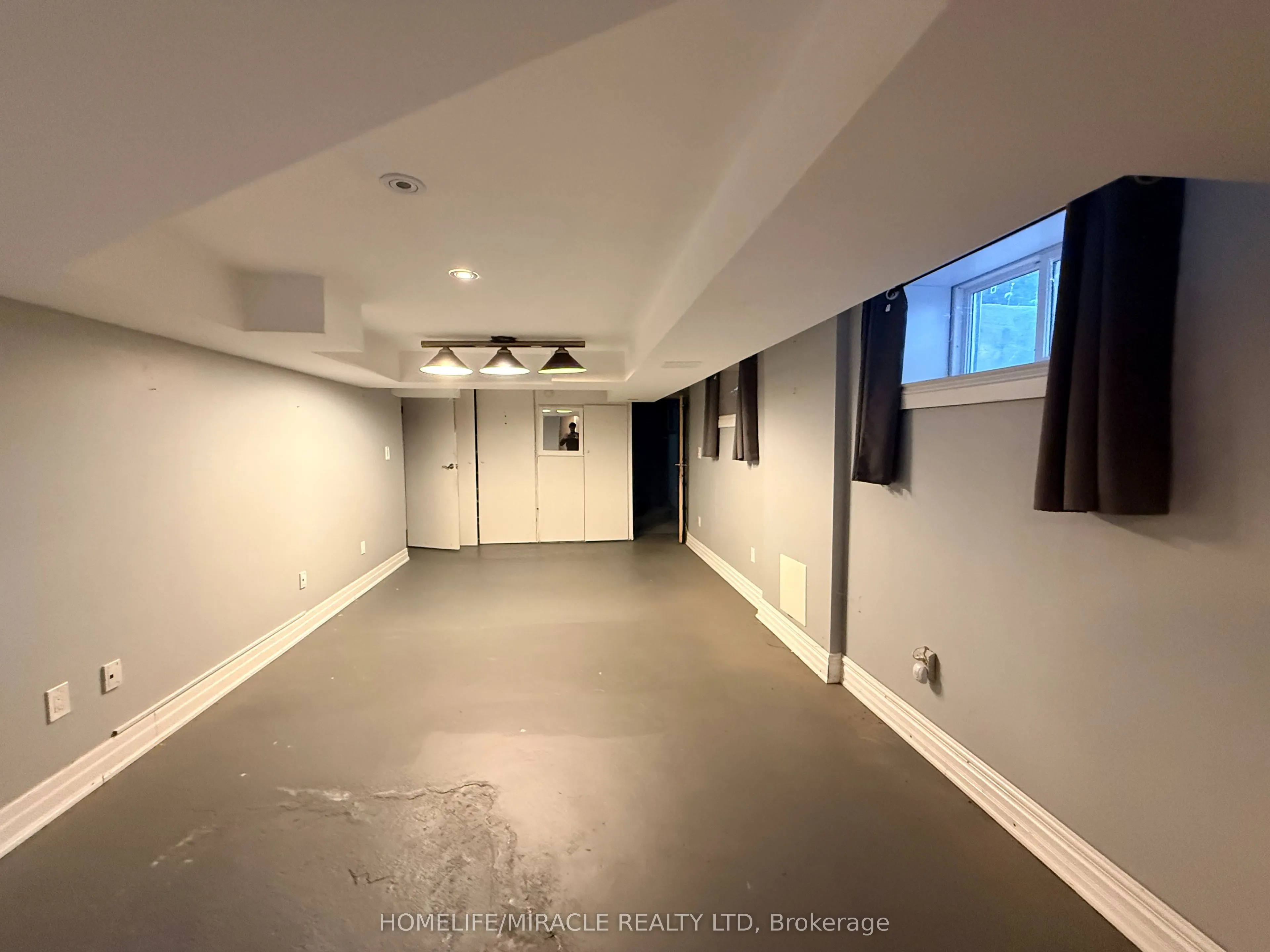 10 Yorkton Boulevard
