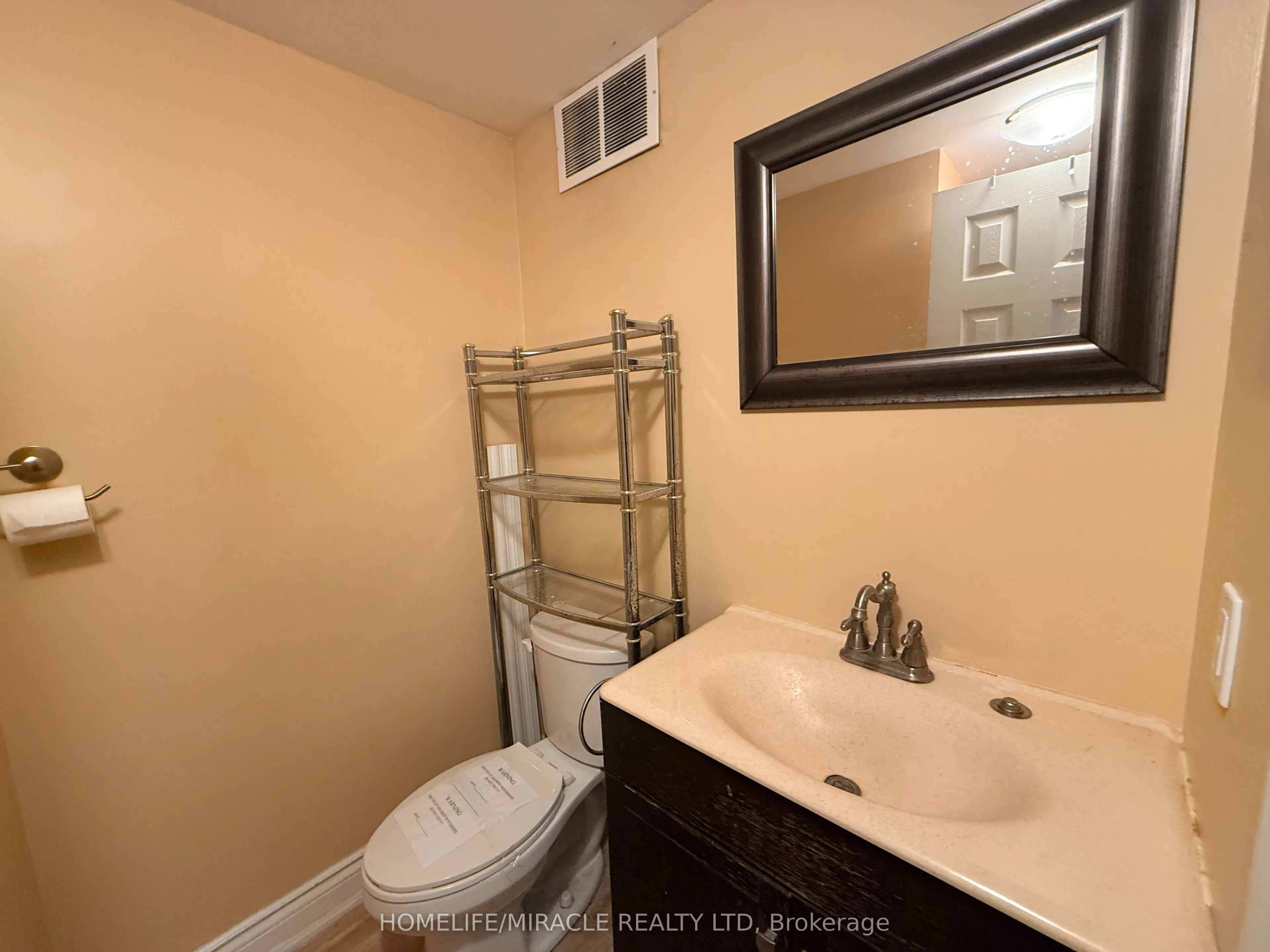10 Yorkton Boulevard