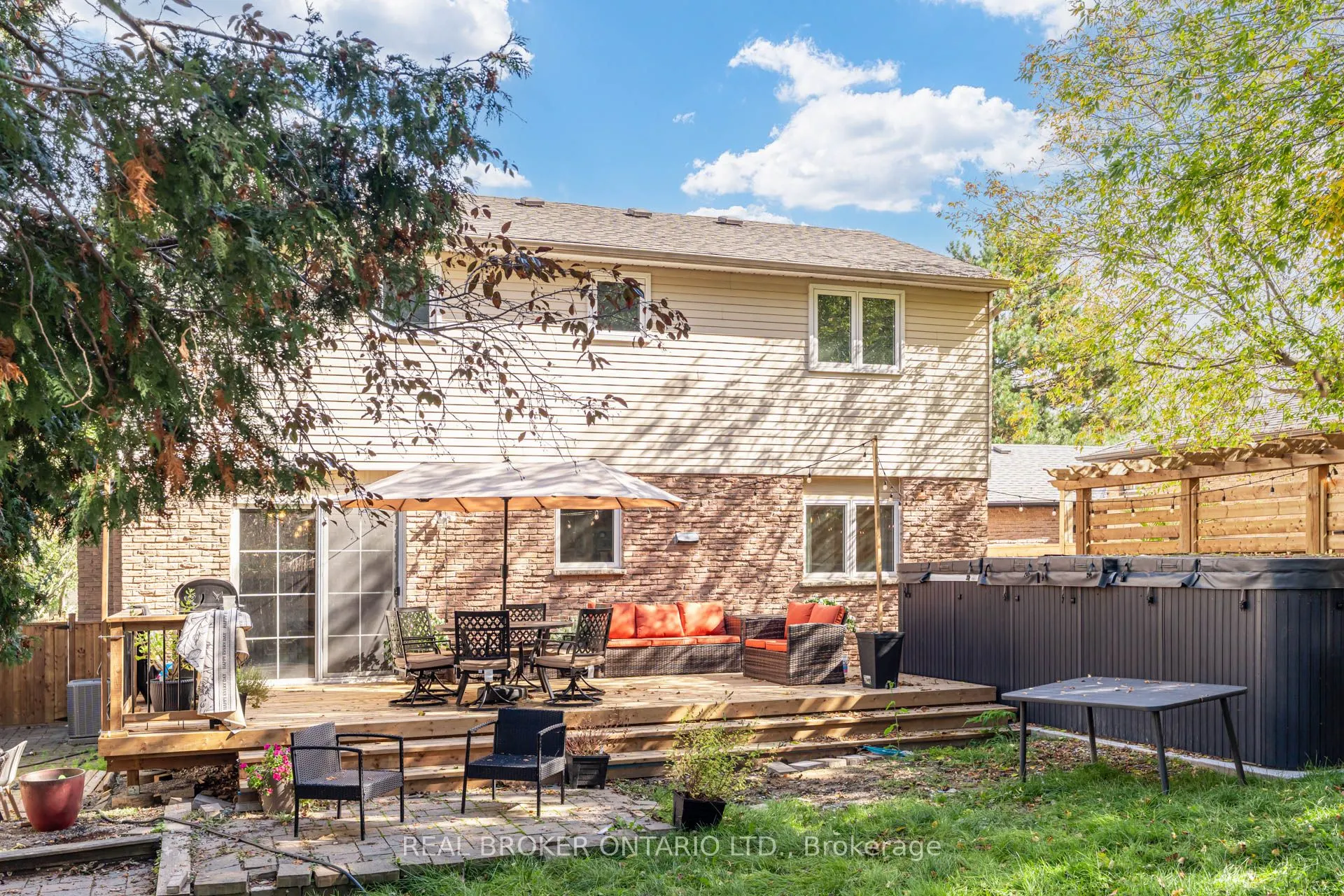 96 Rutledge Avenue
