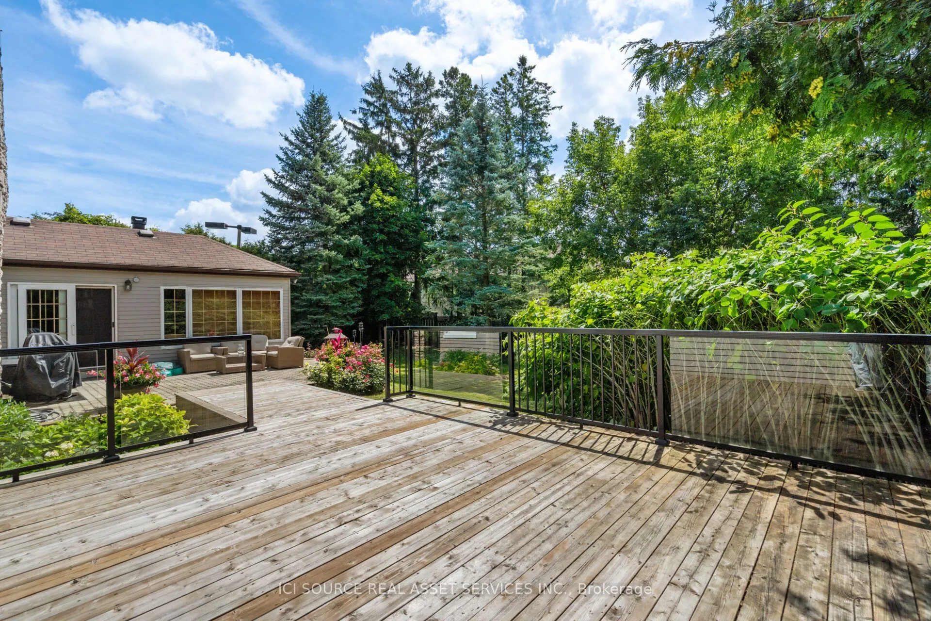 109 Highland Lane
