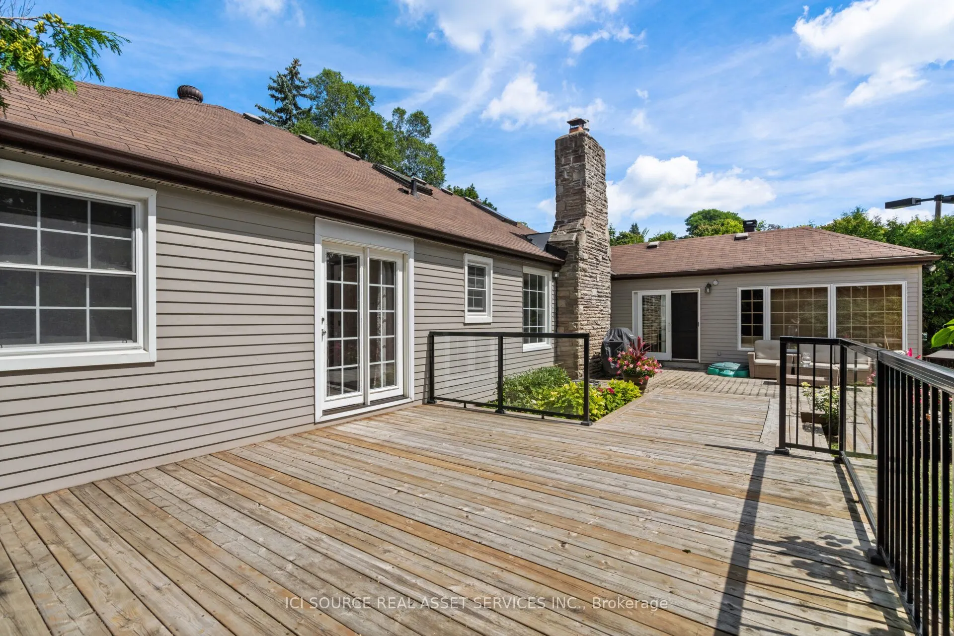 109 Highland Lane