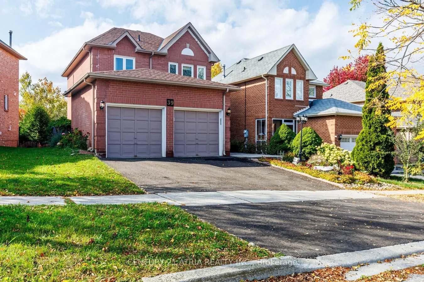 39 Chiswick Crescent