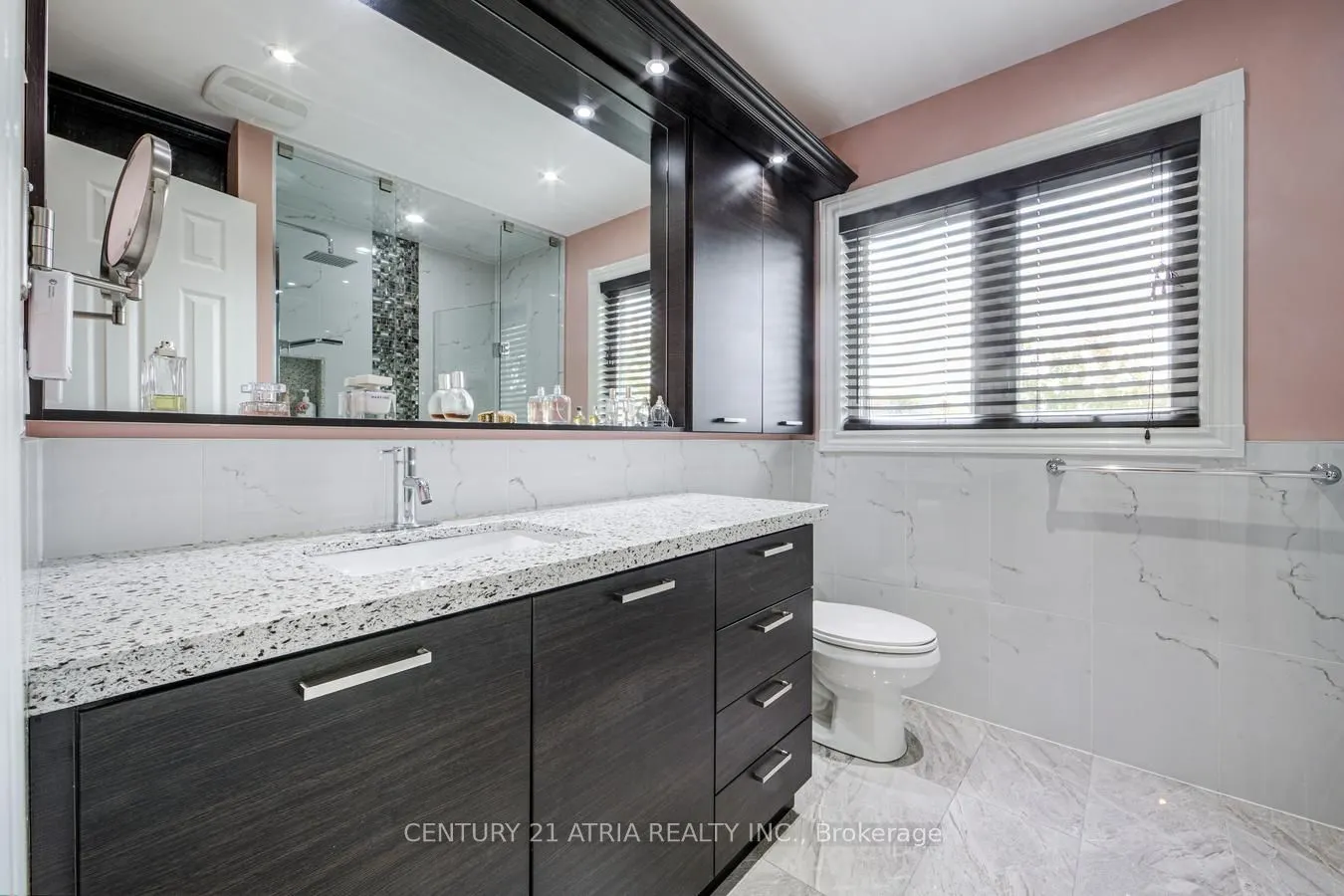39 Chiswick Crescent