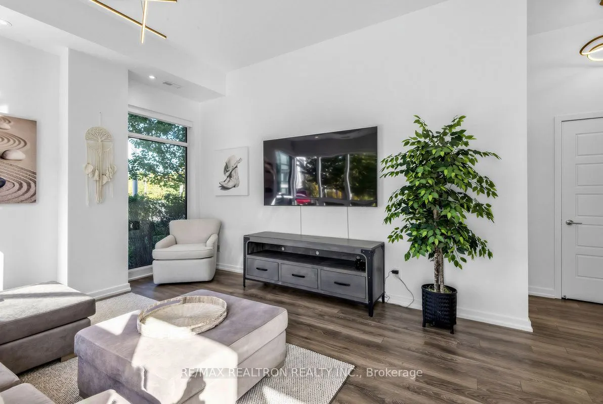 233 Broward Way #11