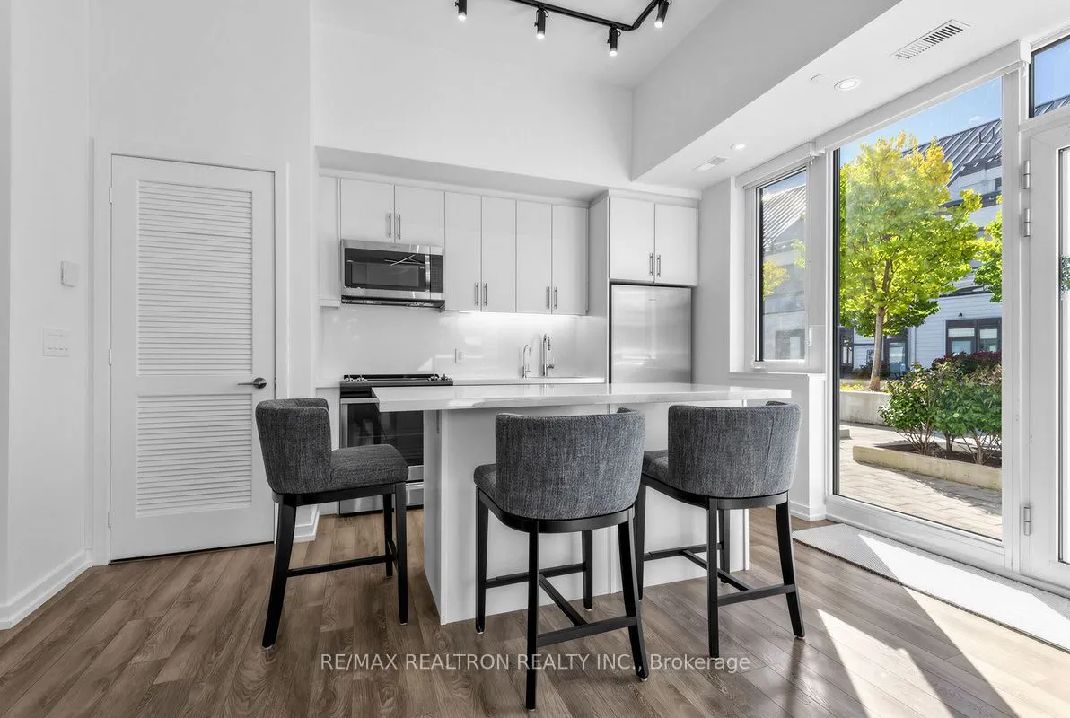 233 Broward Way #11