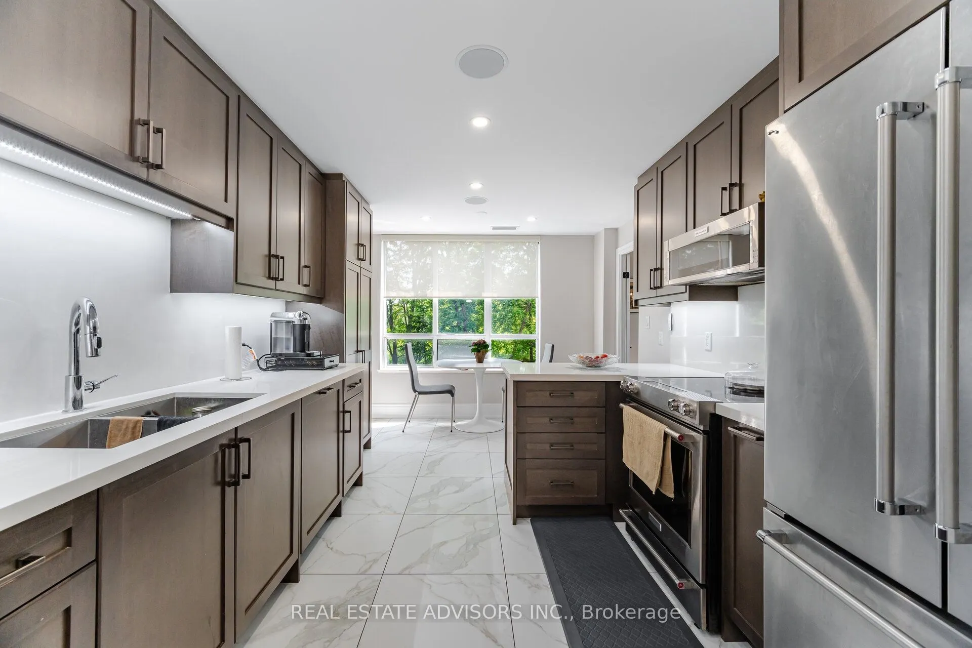 53 Woodbridge Avenue #313