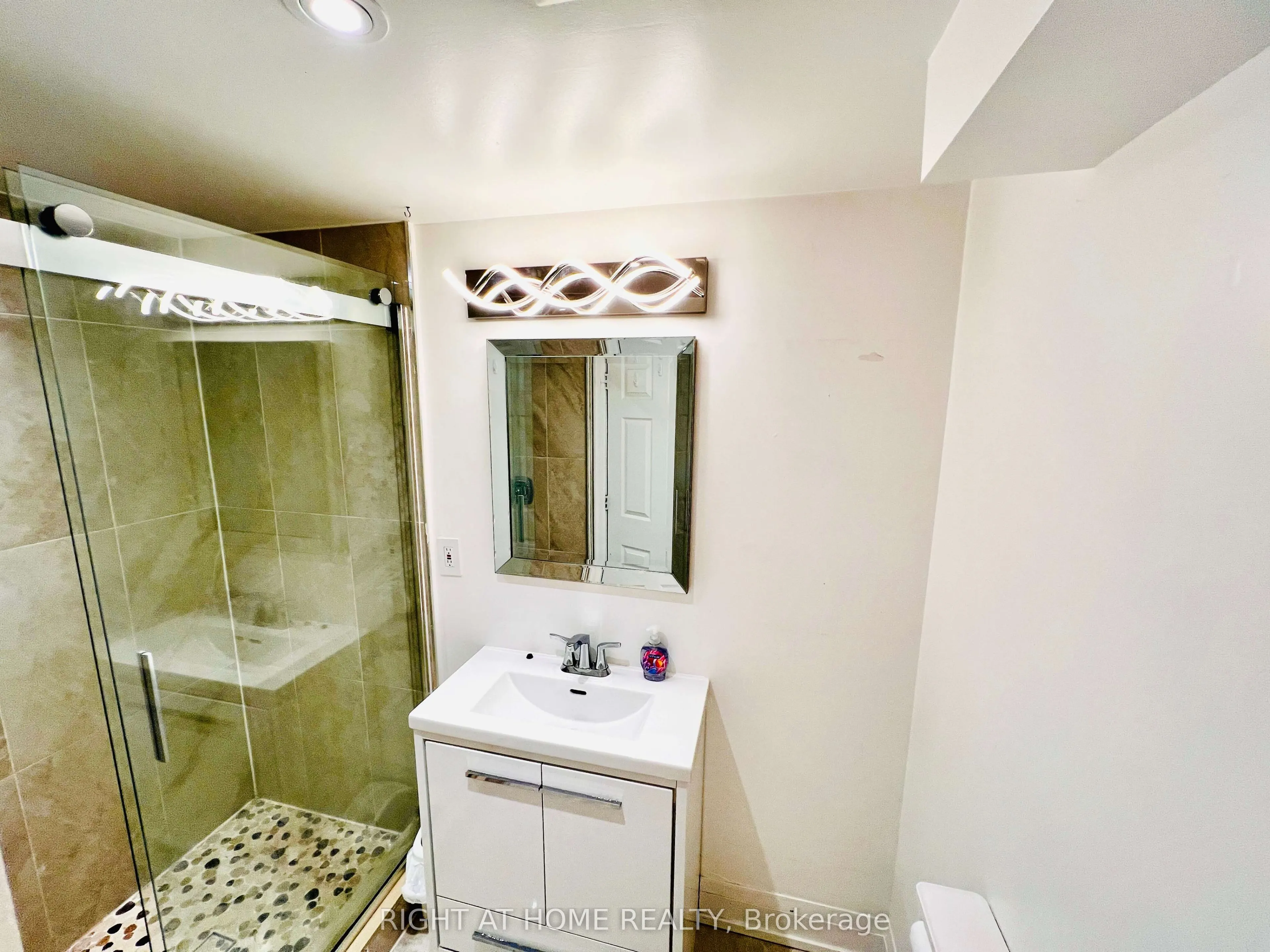 136 Don Head Village Boulevard #Basement