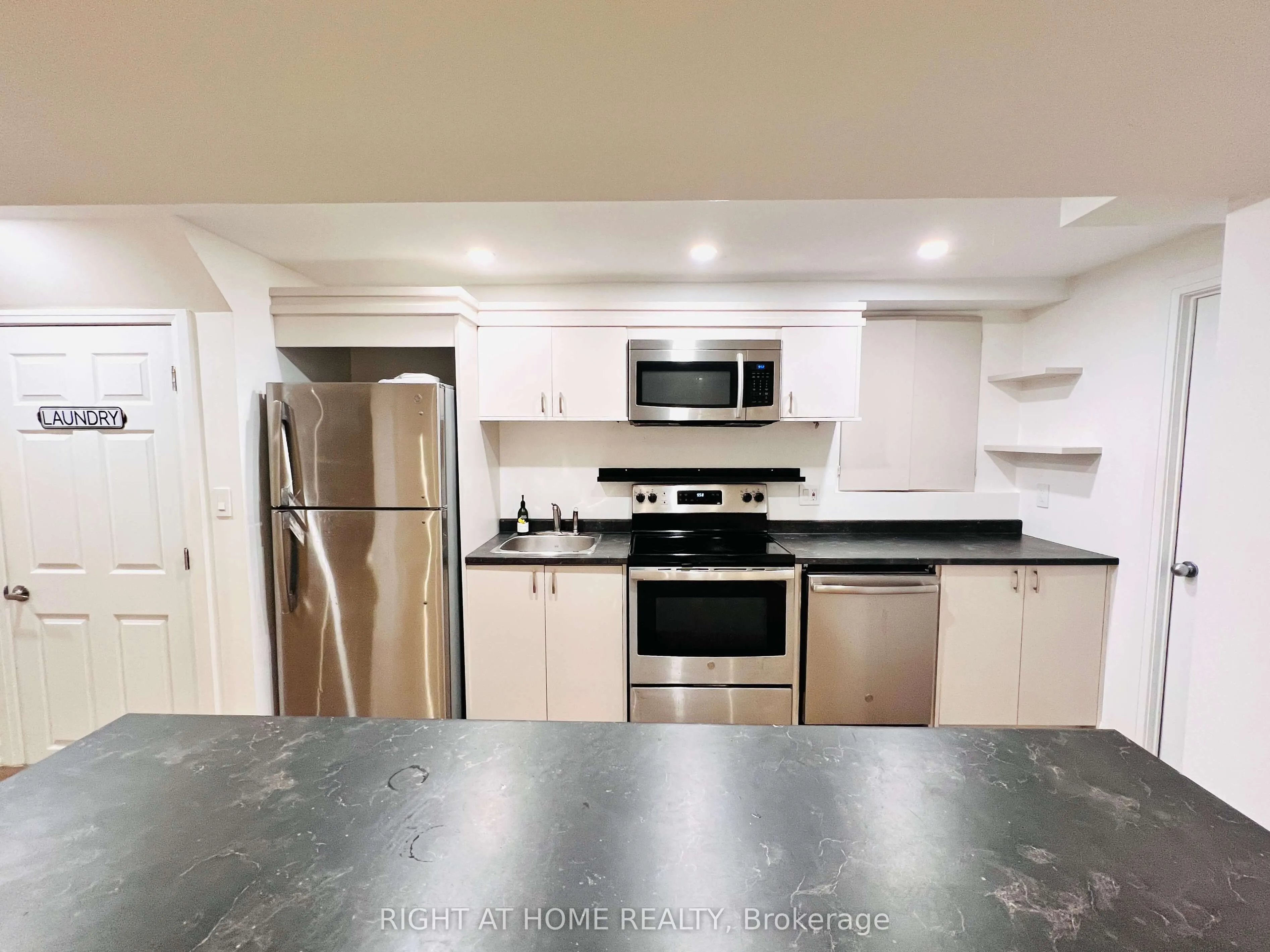 136 Don Head Village Boulevard #Basement