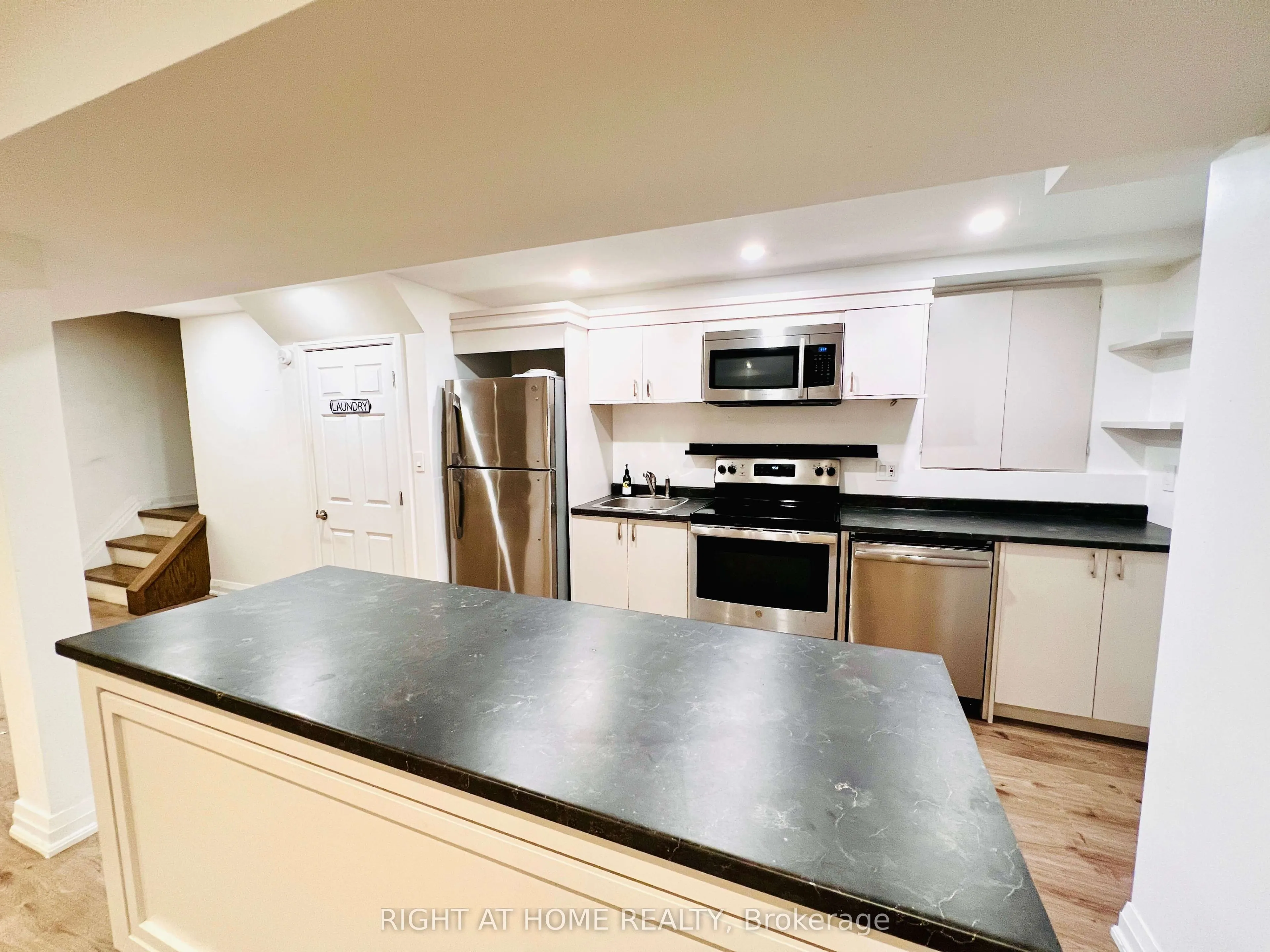 136 Don Head Village Boulevard #Basement