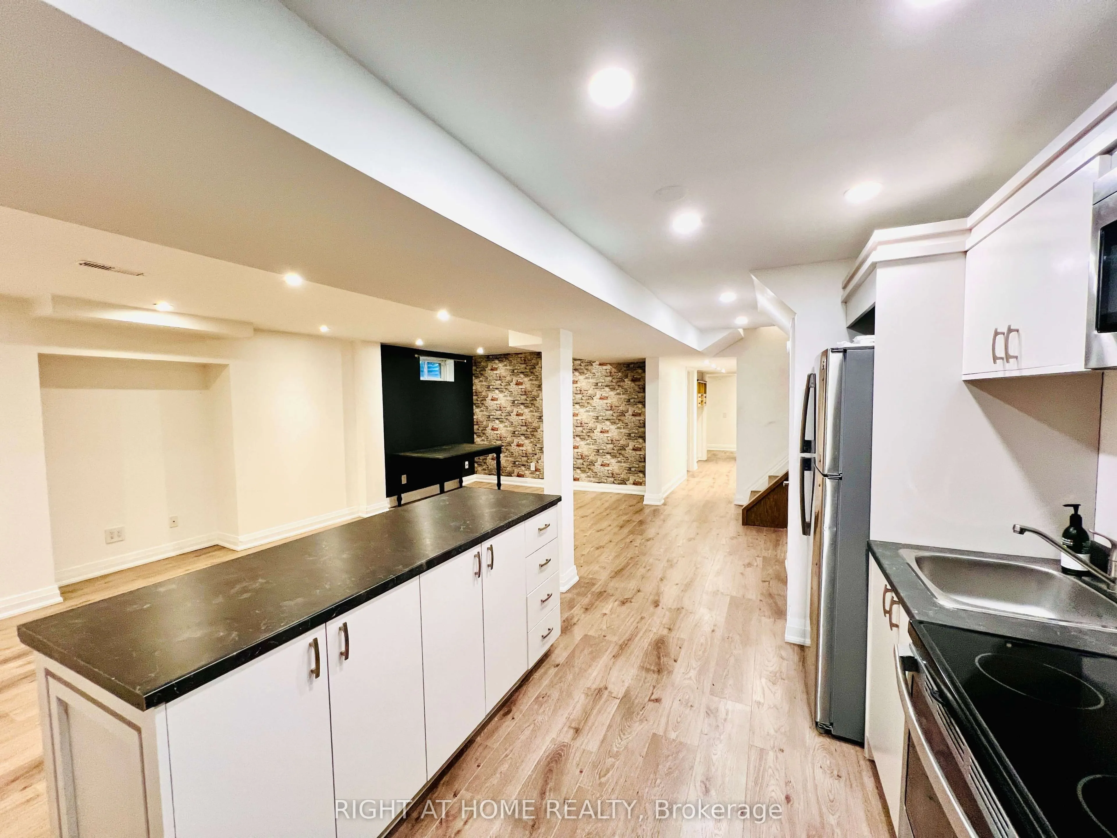 136 Don Head Village Boulevard #Basement