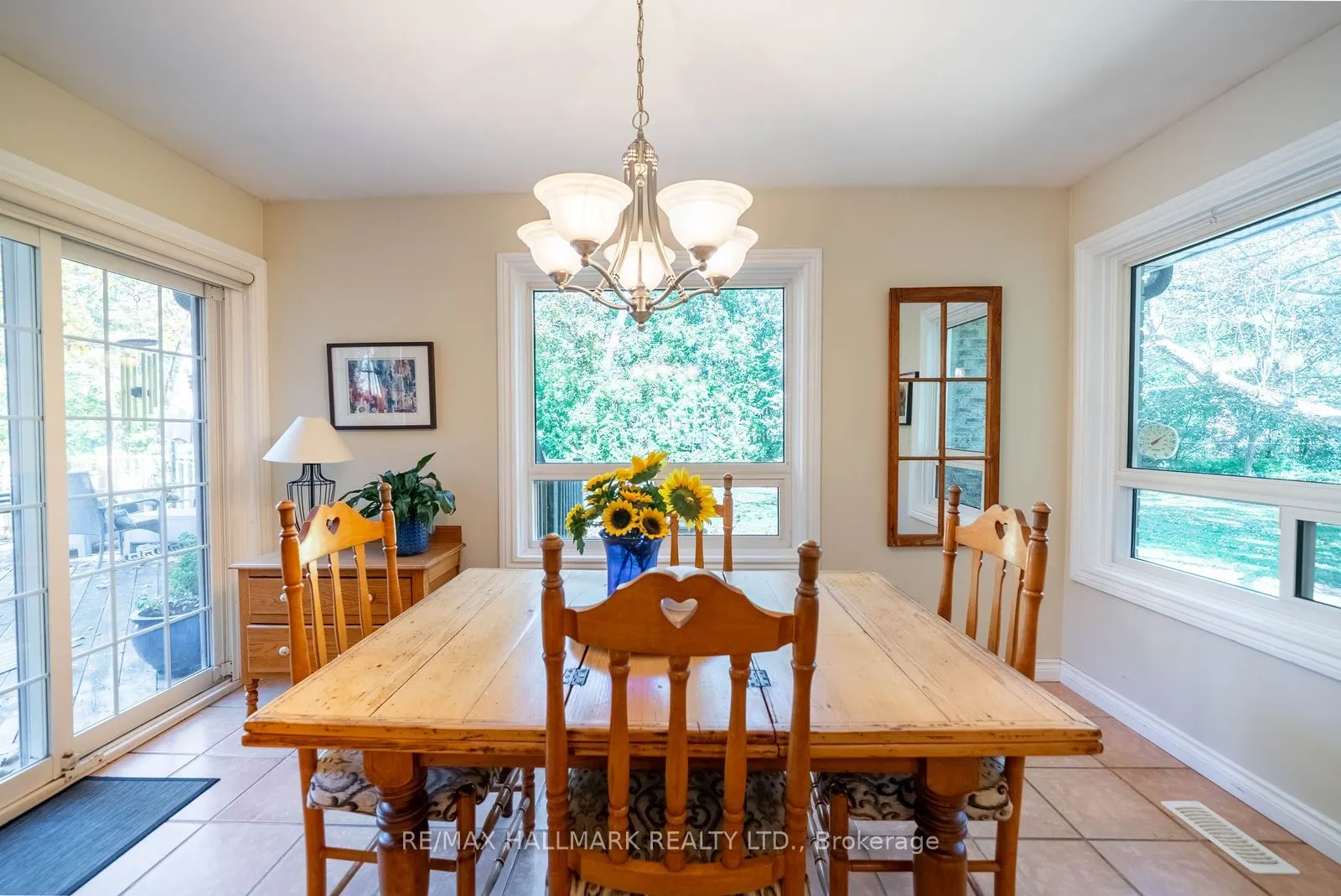 18 Whiteville Court