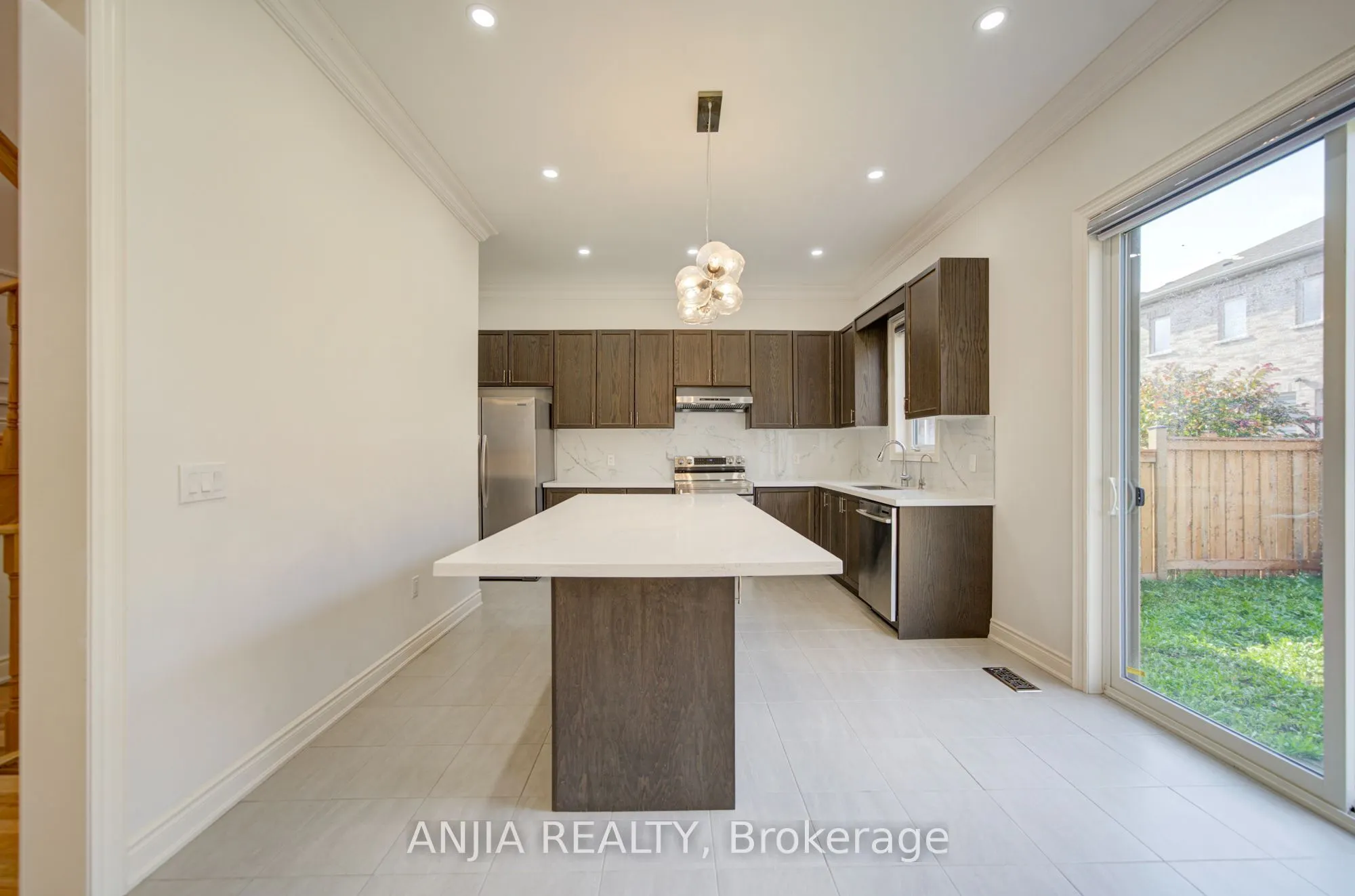 57 Betty May Crescent