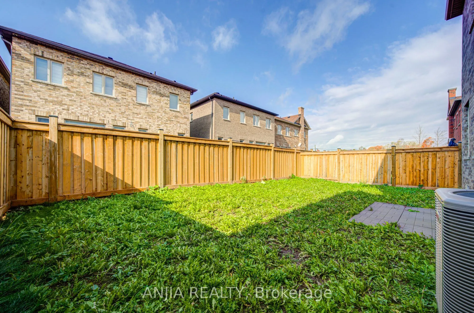 57 Betty May Crescent