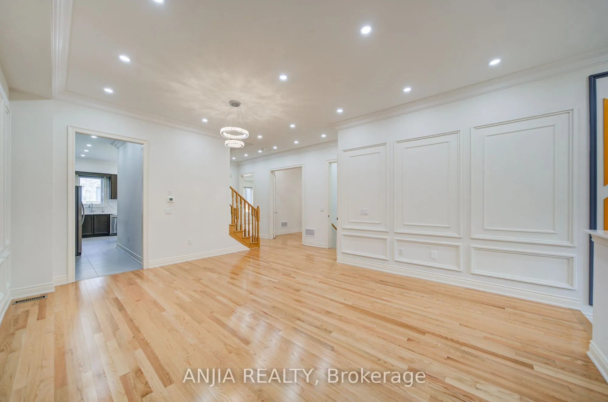 57 Betty May Crescent