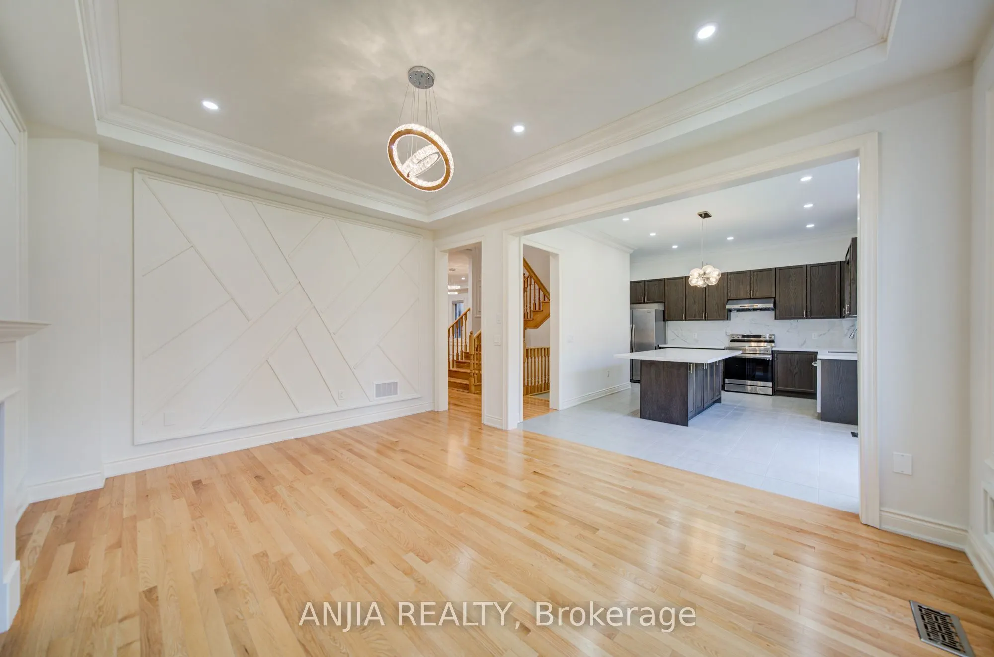 57 Betty May Crescent