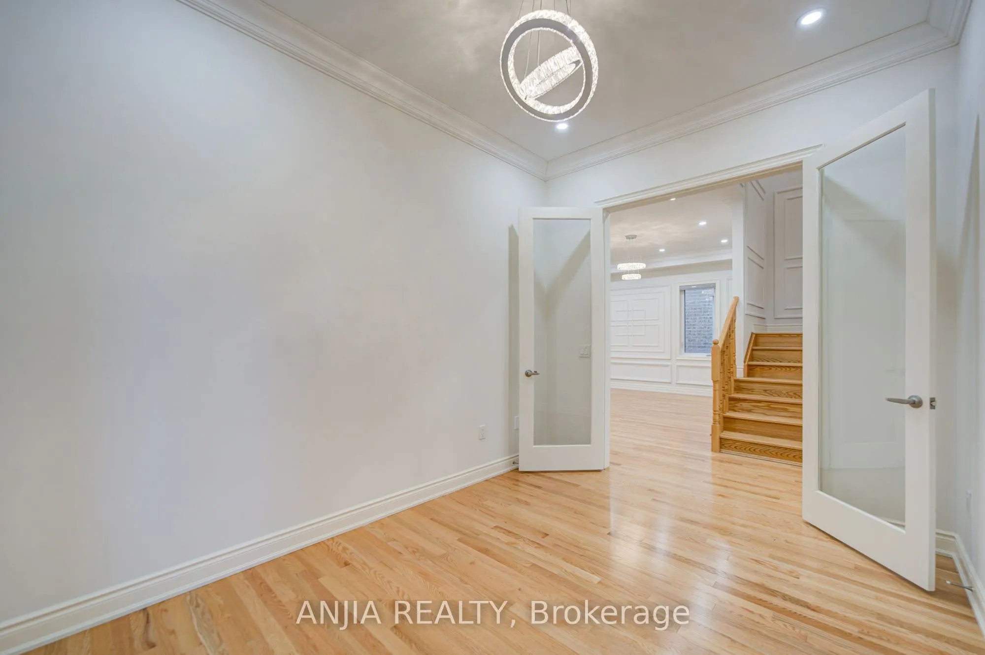 57 Betty May Crescent