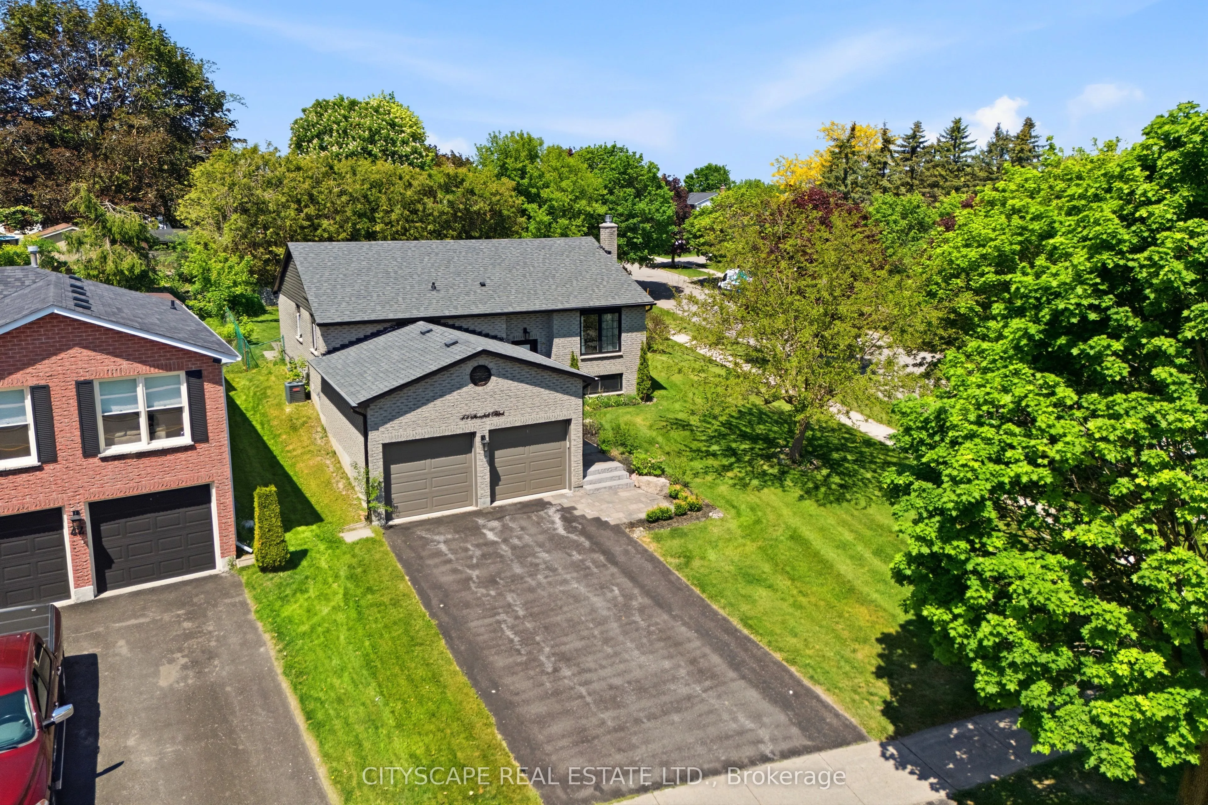 44 Stonehill Boulevard