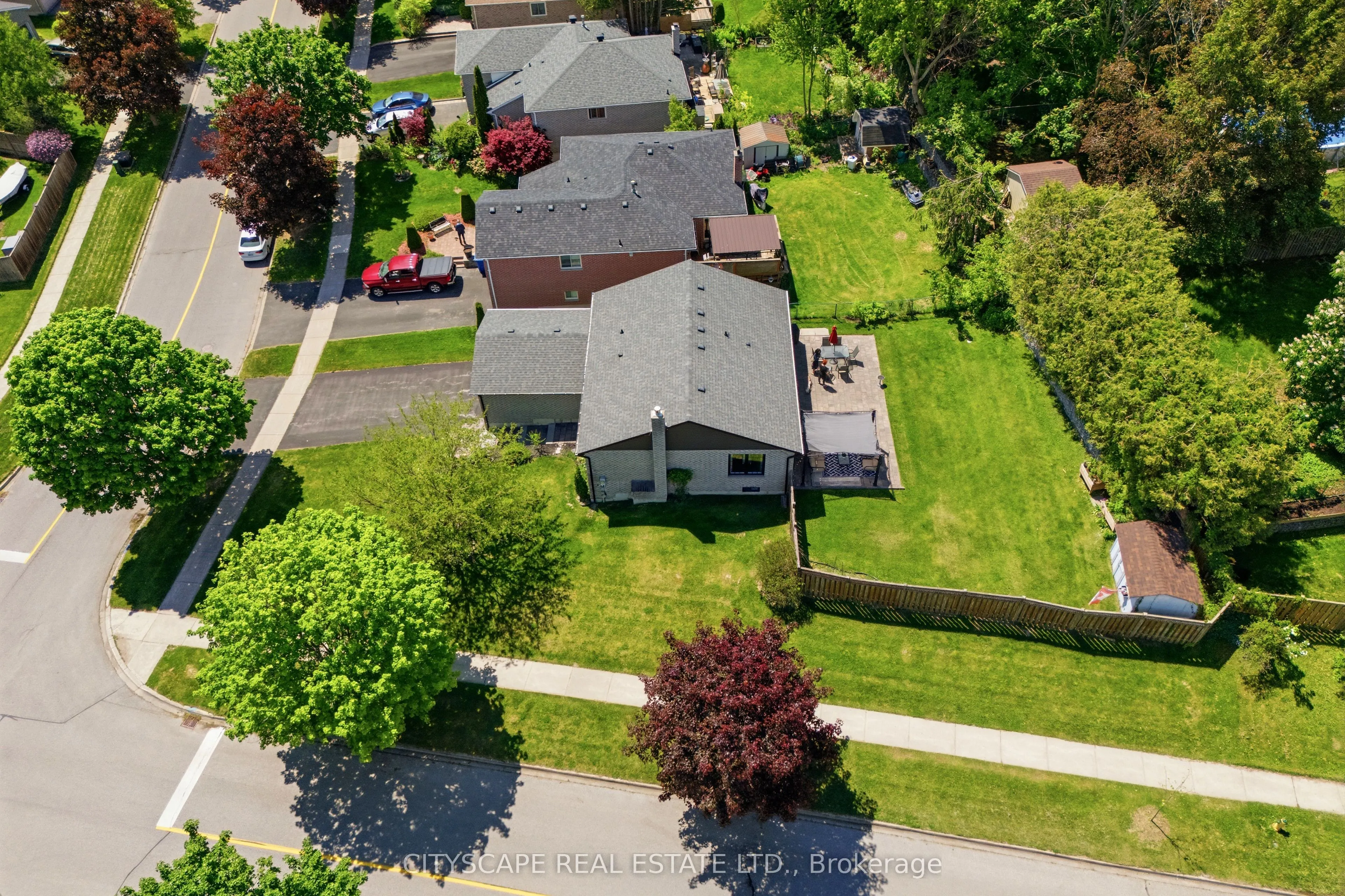 44 Stonehill Boulevard