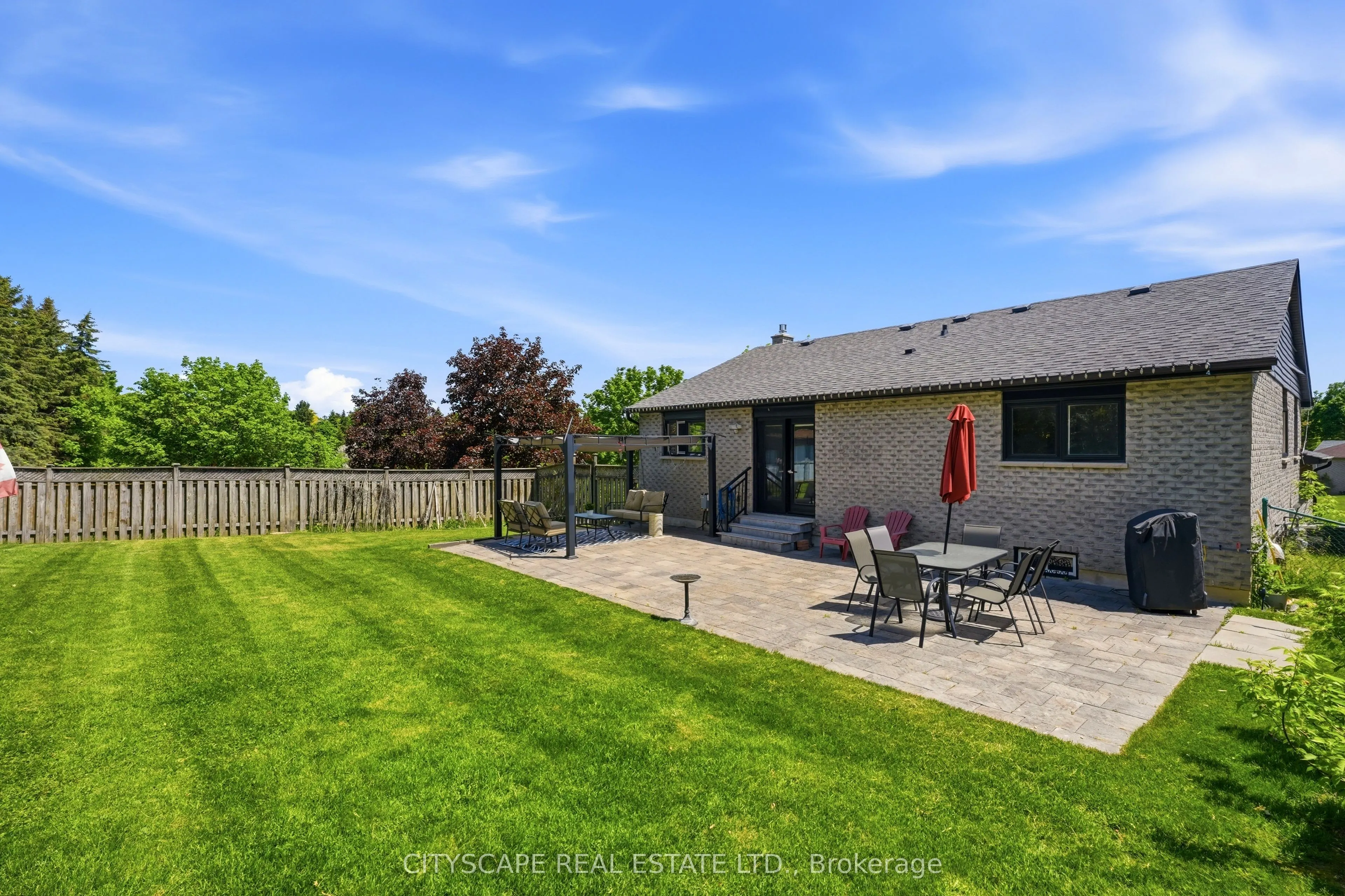 44 Stonehill Boulevard