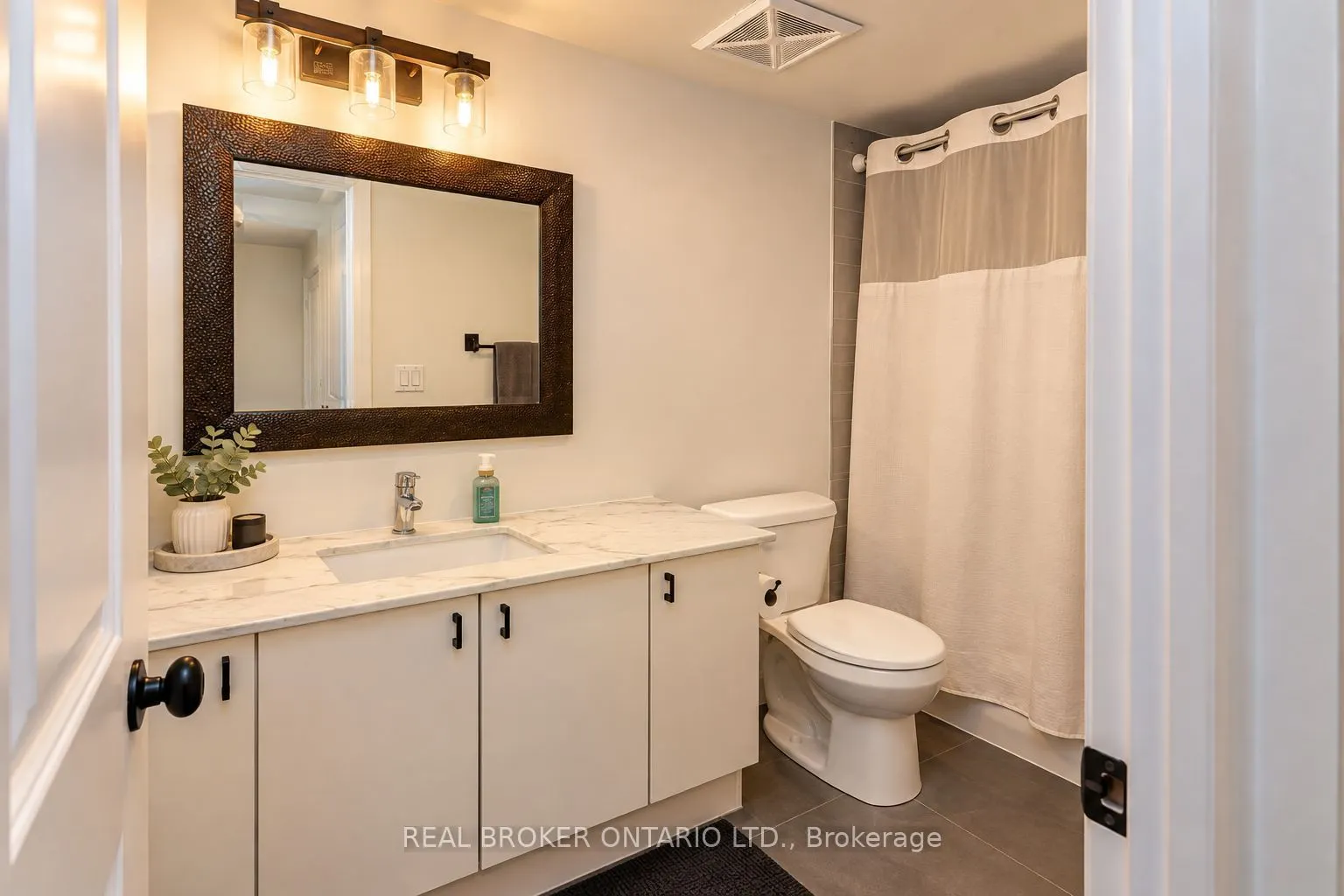 12 Woodstream Boulevard #111