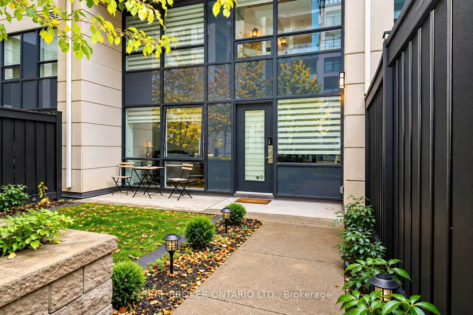 12 Woodstream Boulevard #111