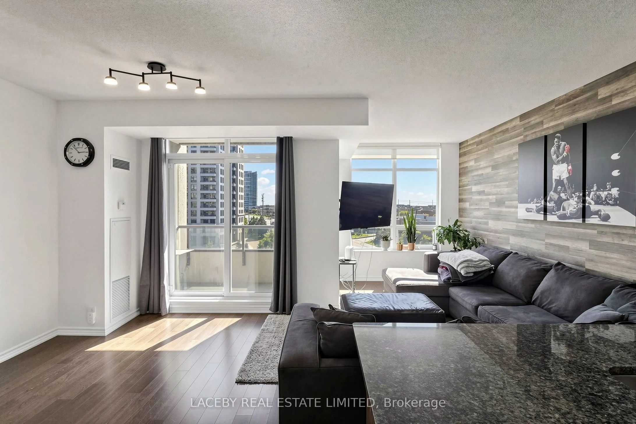 9235 Jane Street #509