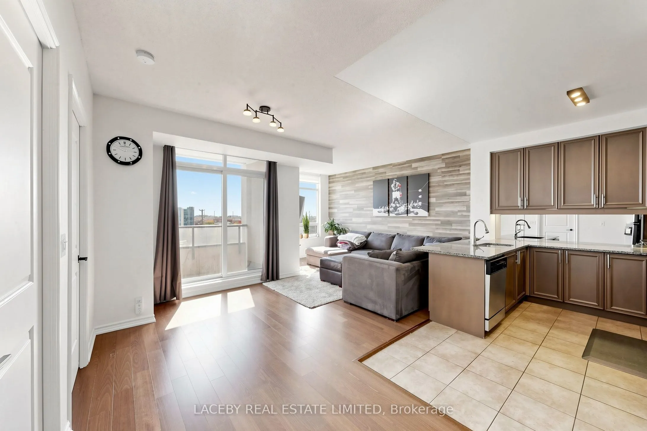 9235 Jane Street #509