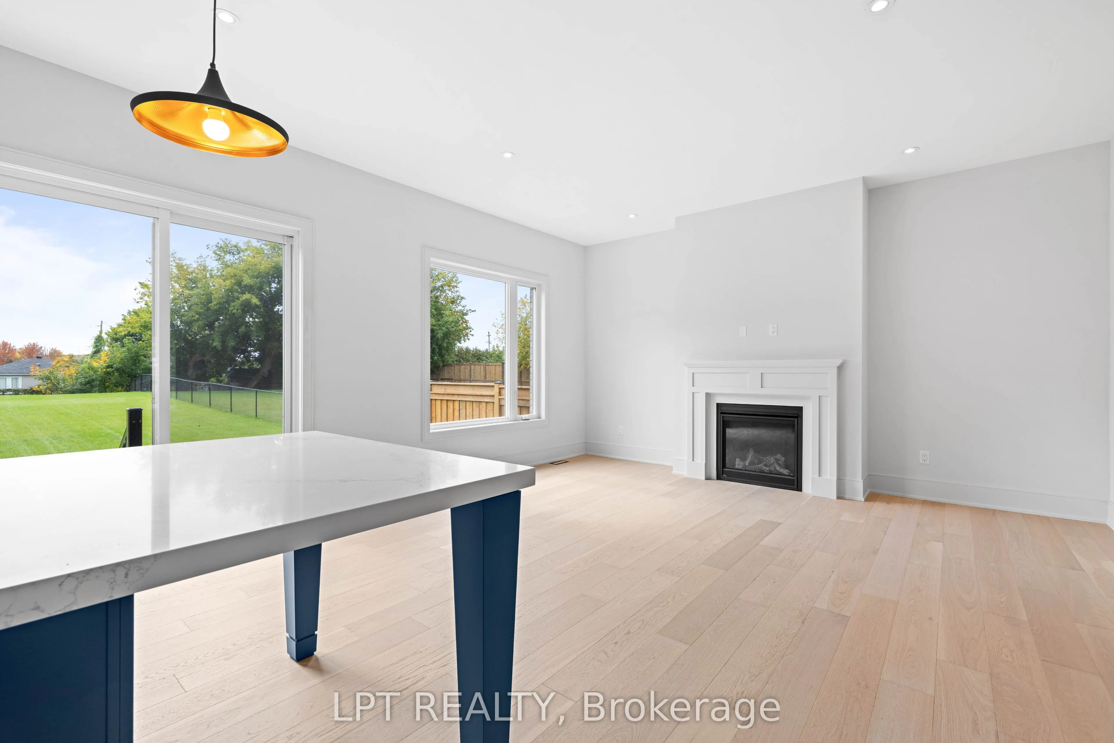 5 Richmond Park Drive