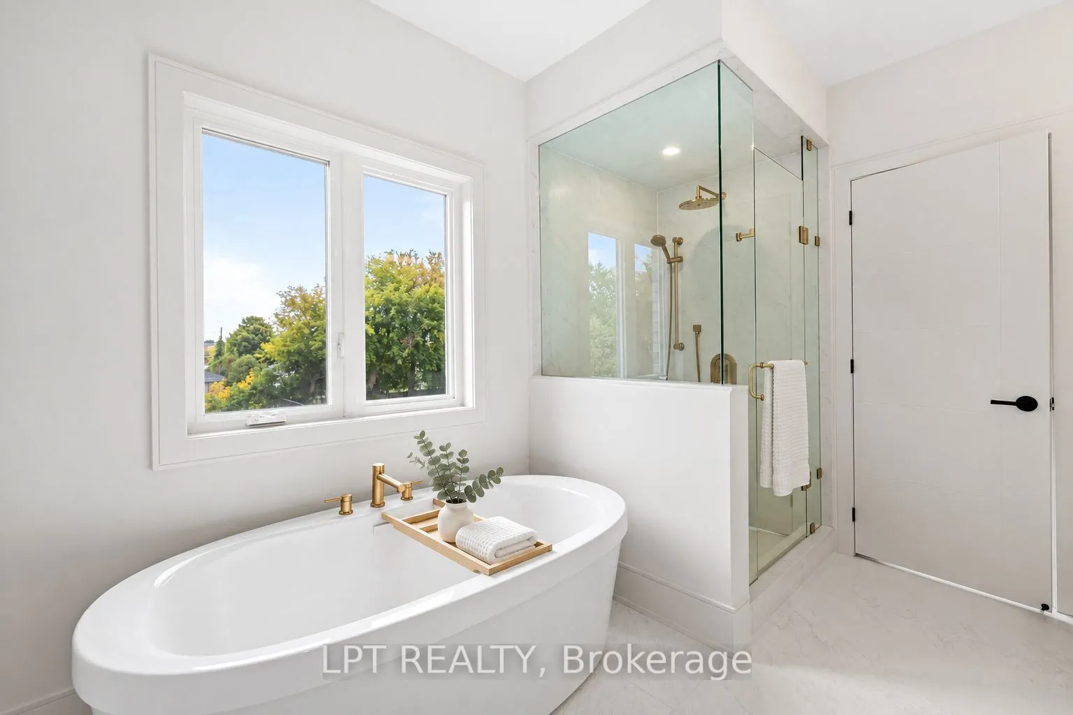 5 Richmond Park Drive