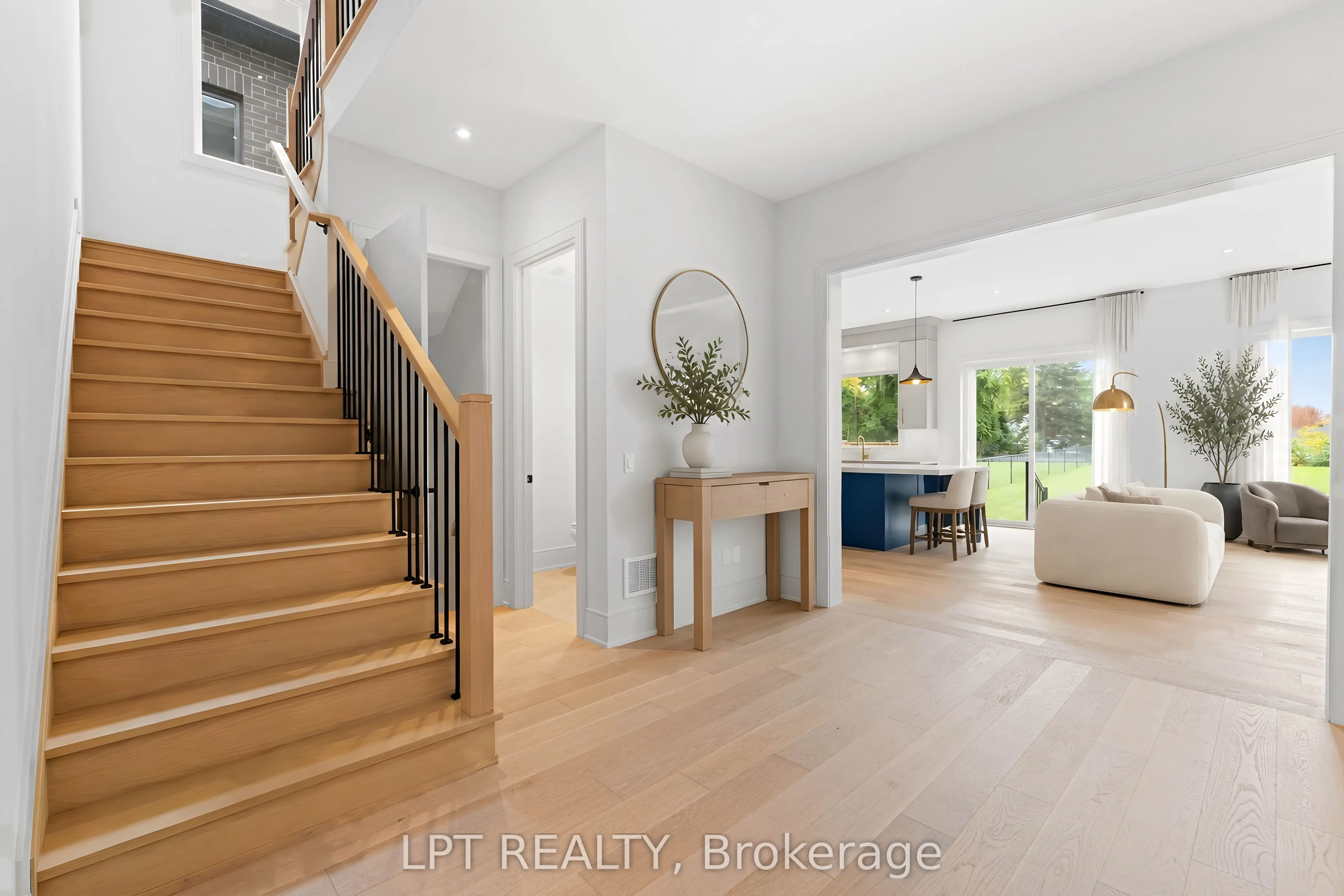 5 Richmond Park Drive