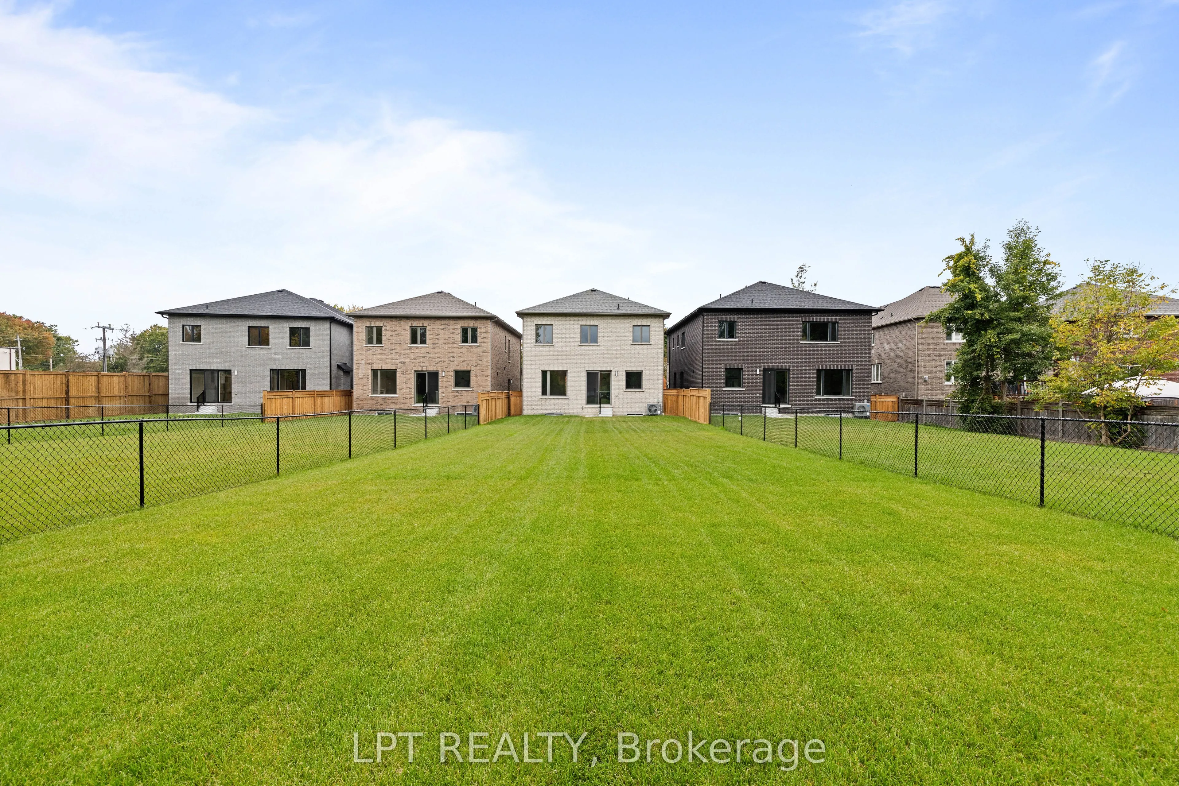 5 Richmond Park Drive