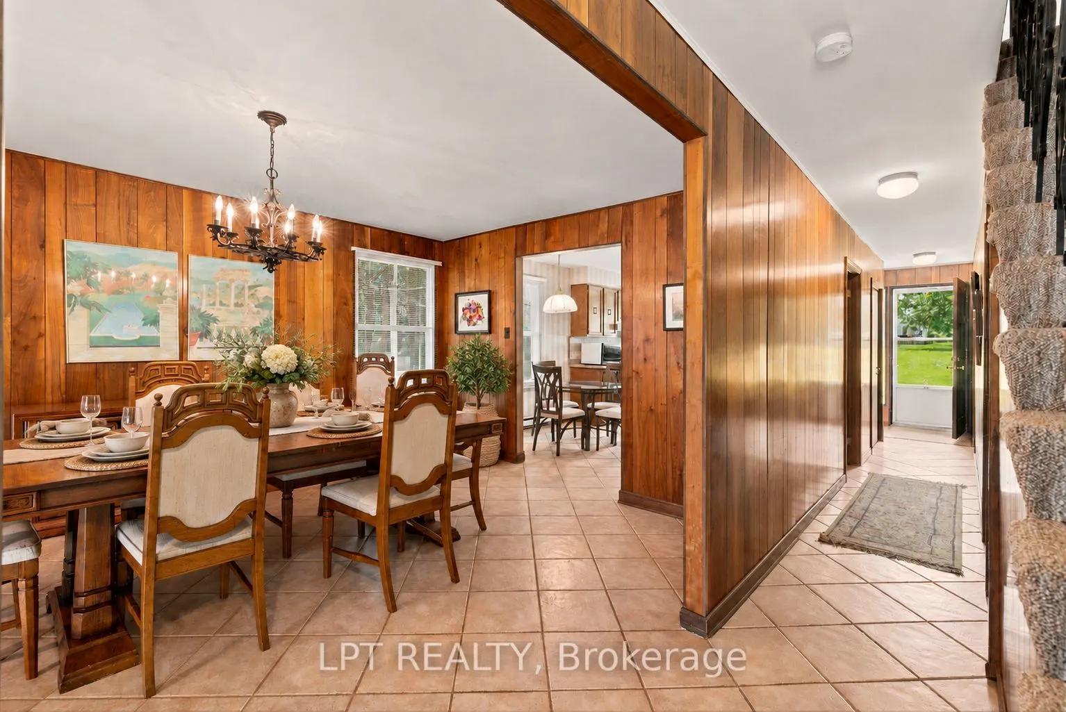 678 Lake Drive E