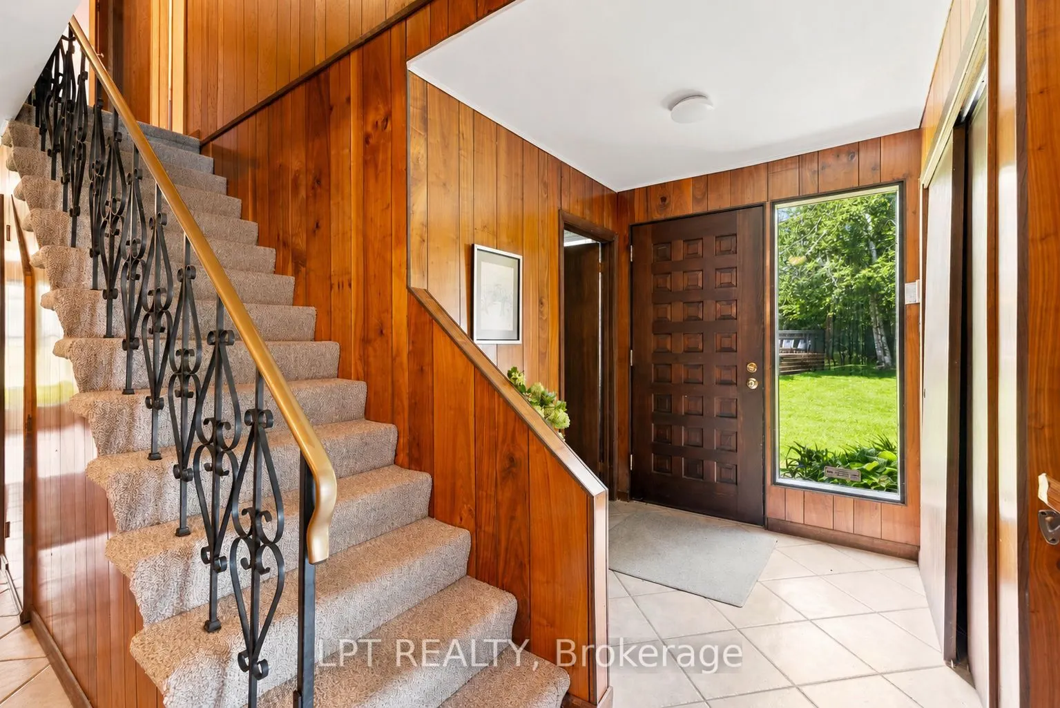 678 Lake Drive E